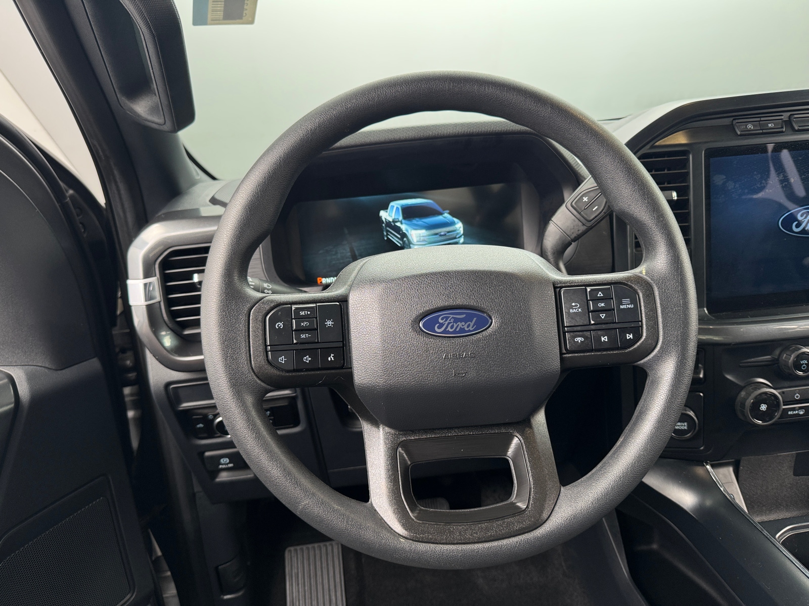 Thumbnail: 2024 Ford Econoline - 5