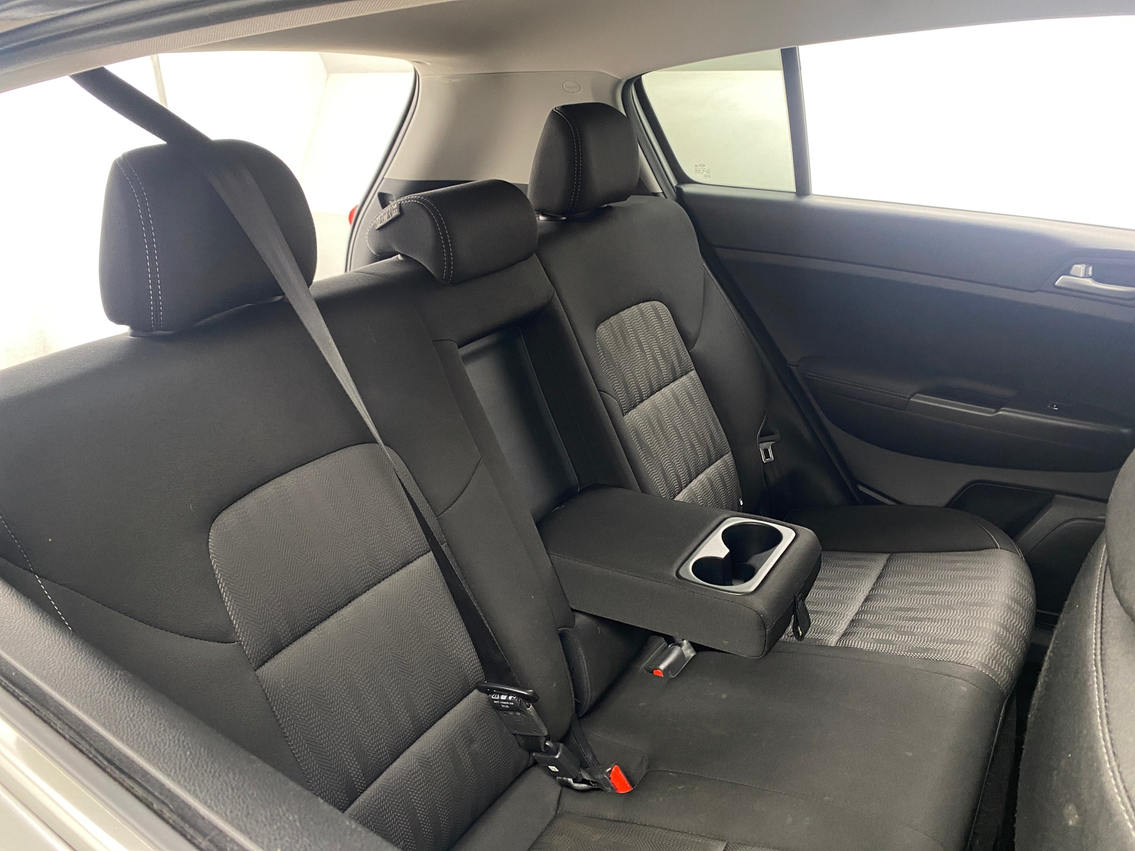 Thumbnail: 2020 Kia Sportage - 6