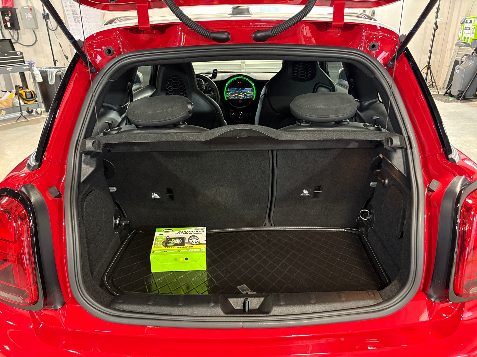 Thumbnail: 2020 MINI Cooper Hardtop - 7