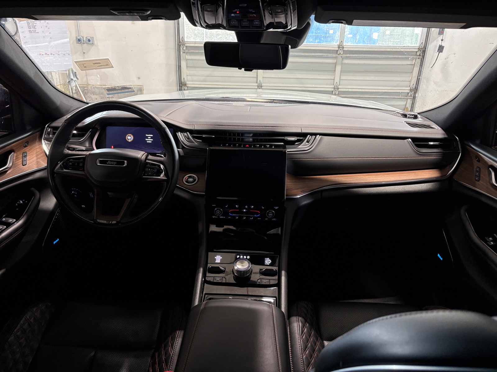 Thumbnail: 2023 Jeep Grand Cherokee L - 2