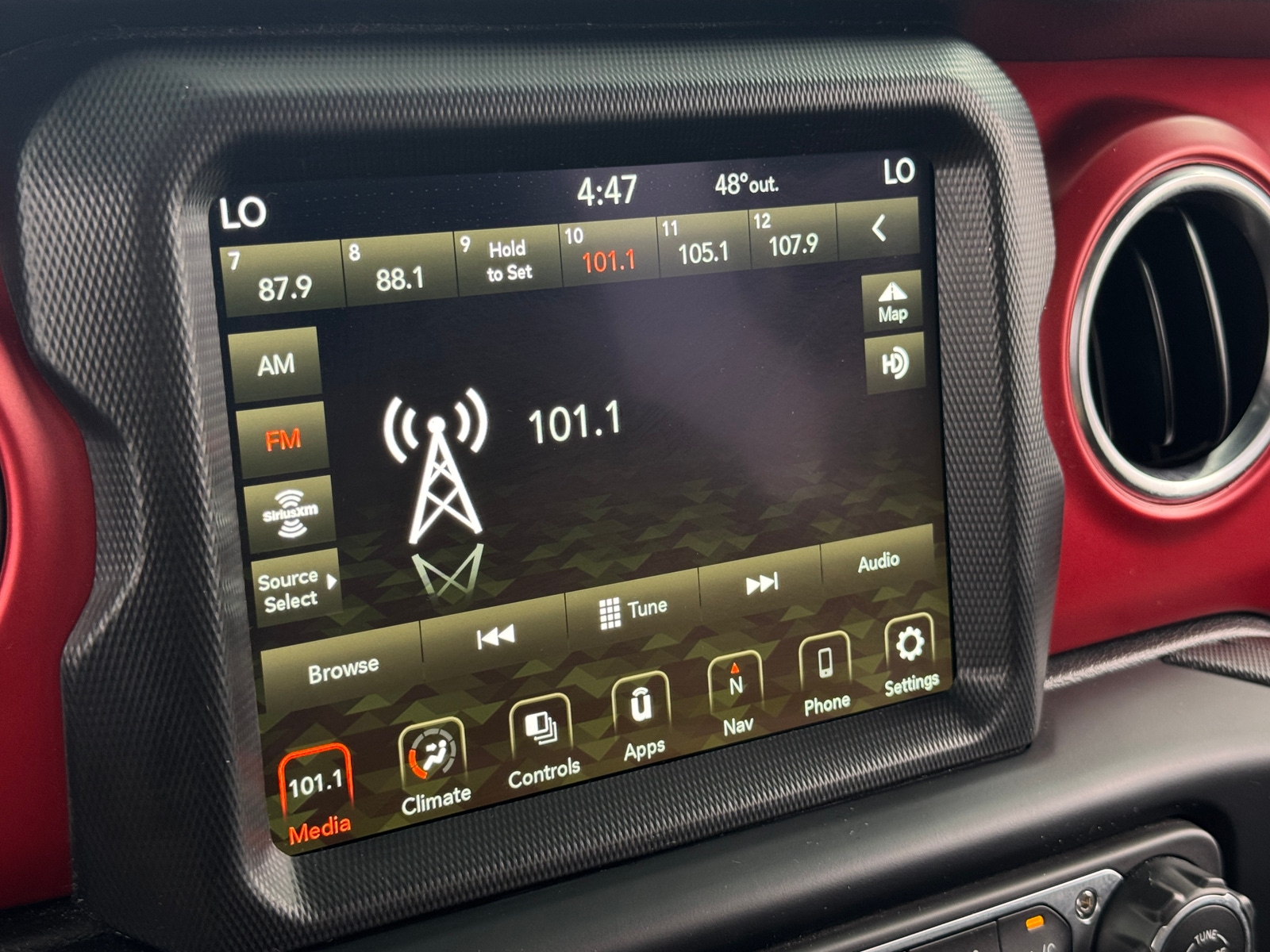 Thumbnail: 2023 Jeep Wrangler - 4