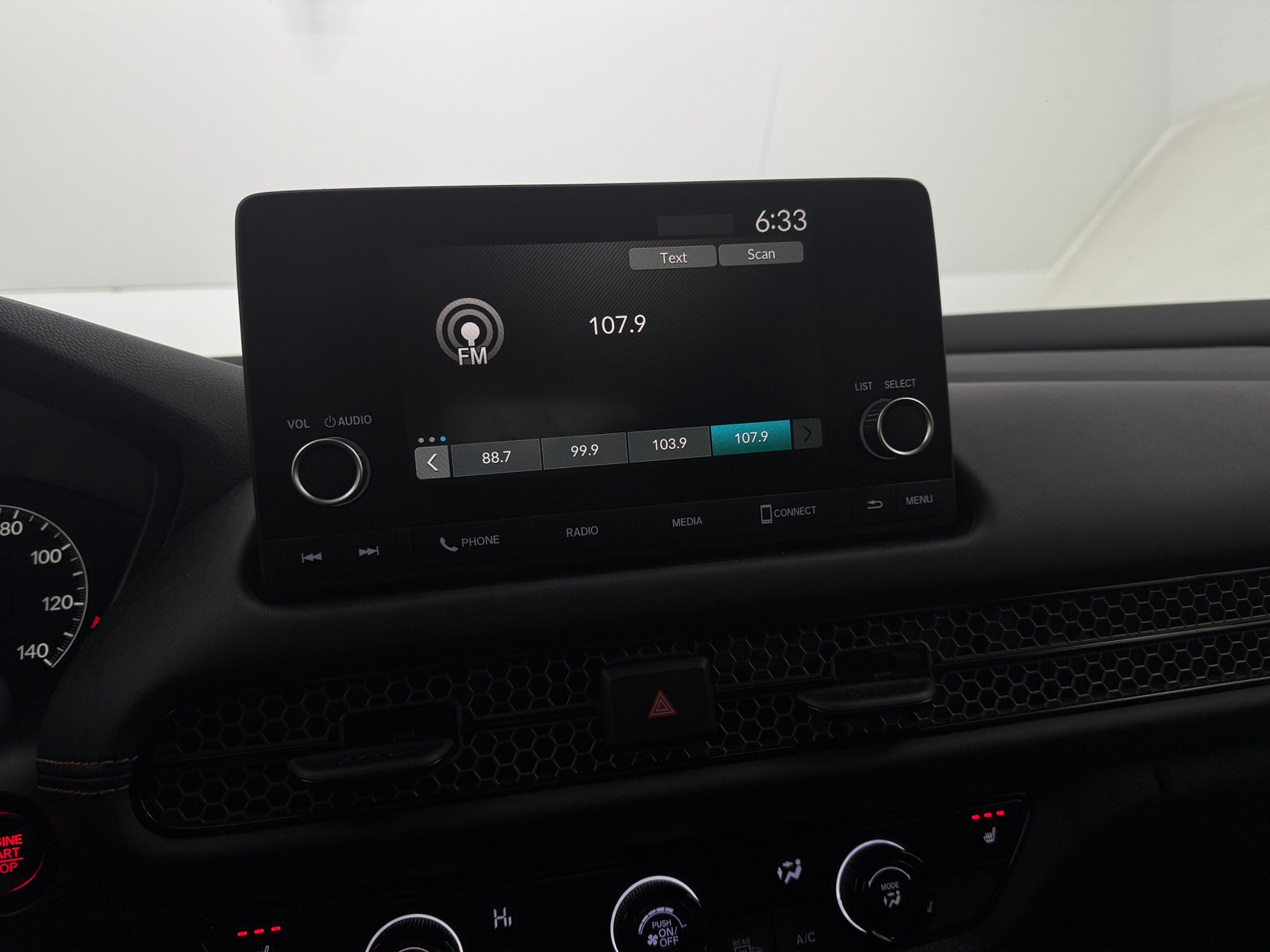 Thumbnail: 2023 Honda HR-V - 4