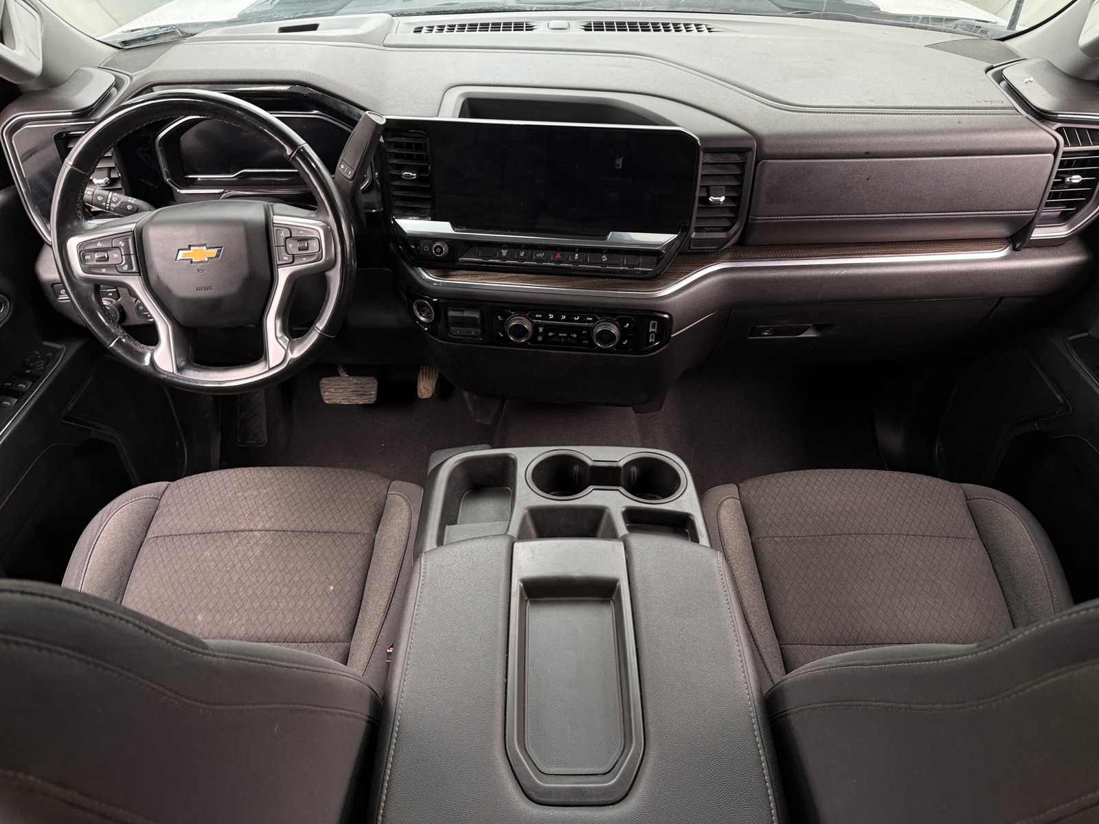 Thumbnail: 2024 Chevrolet Silverado 2500 - 3