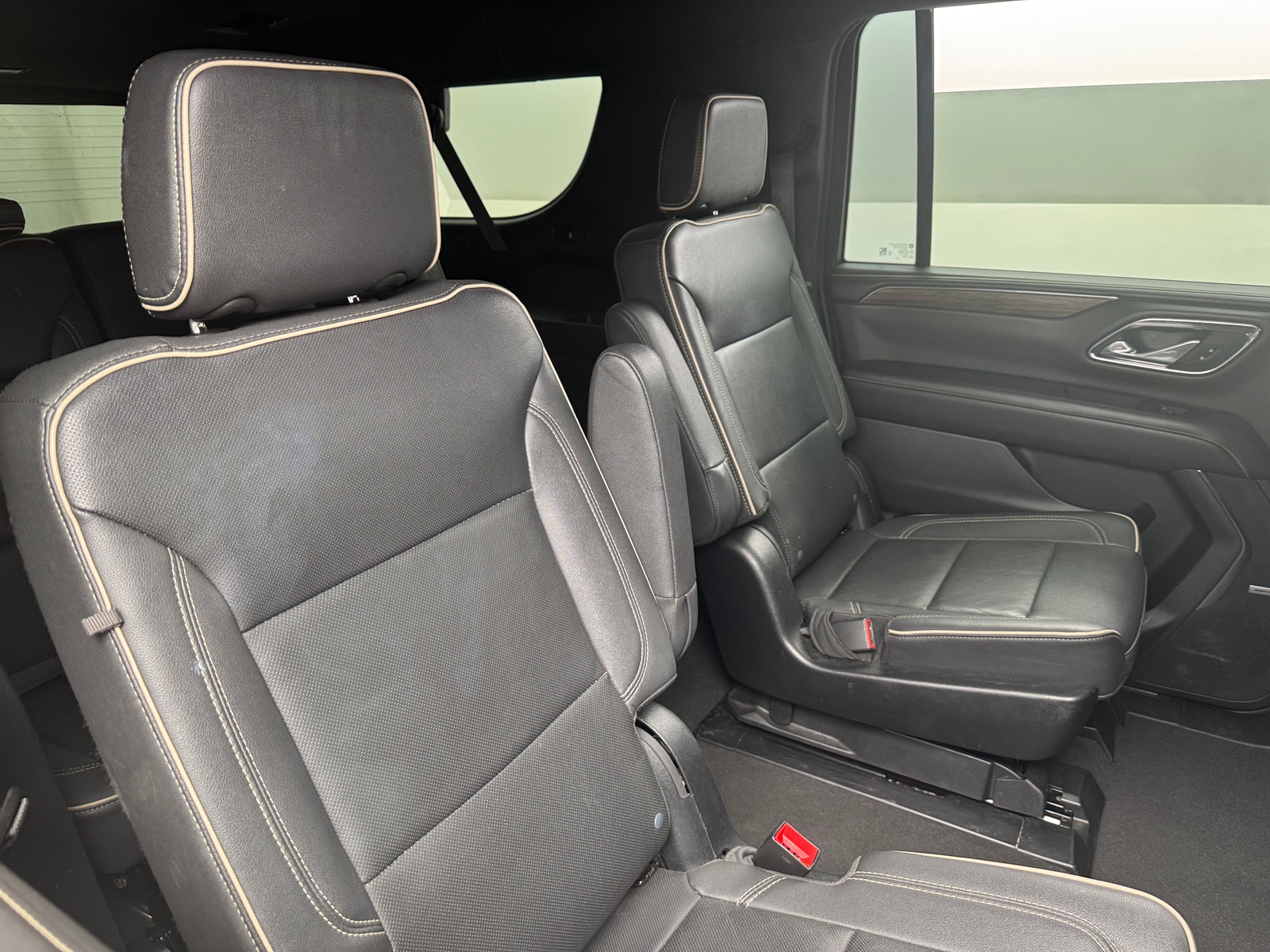 Thumbnail: 2023 Chevrolet Suburban - 5