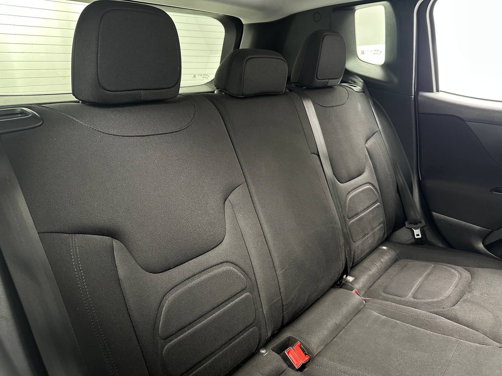 Thumbnail: 2018 Jeep Renegade - 6