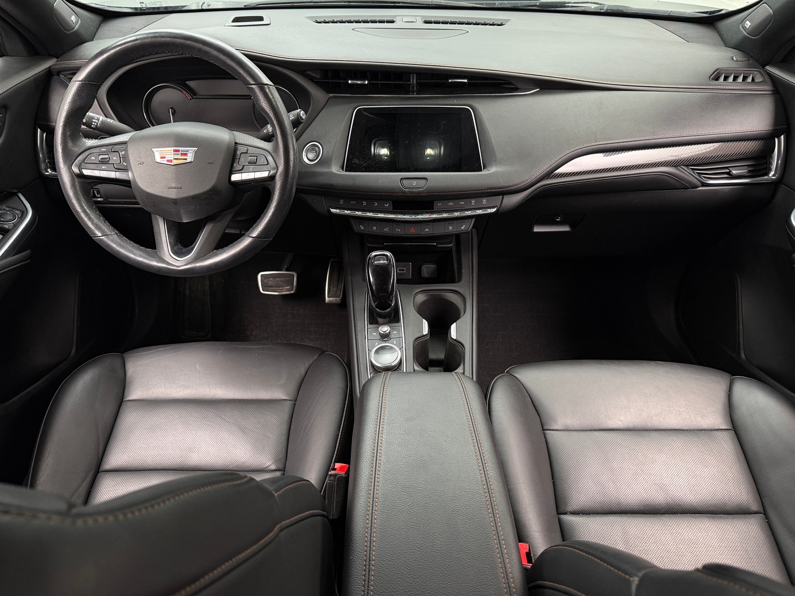 Thumbnail: 2022 Cadillac XT4 - 2