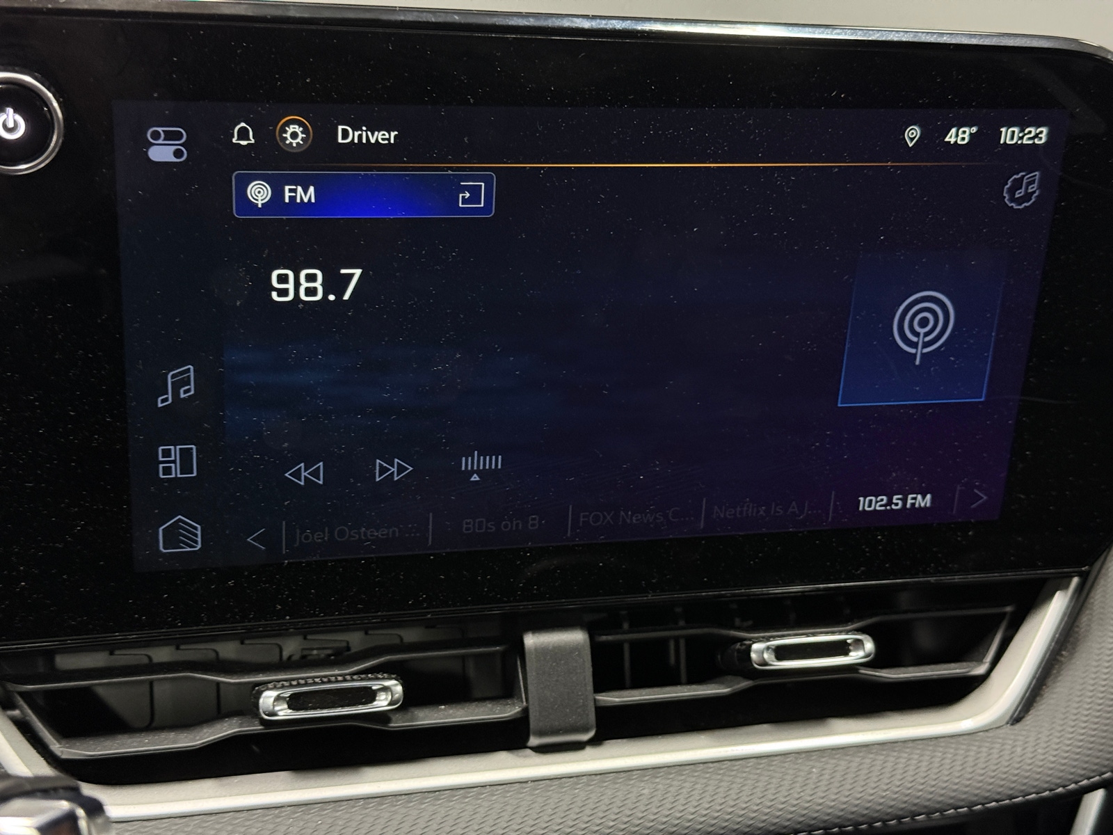 Thumbnail: 2025 Chevrolet Equinox - 4