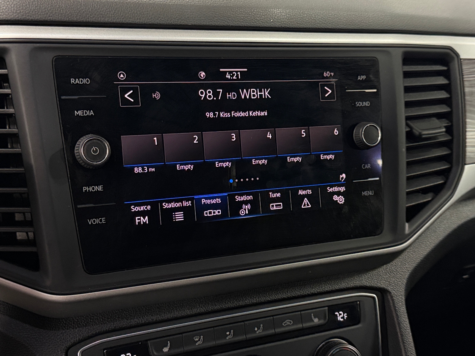 Thumbnail: 2021 Volkswagen Atlas - 3