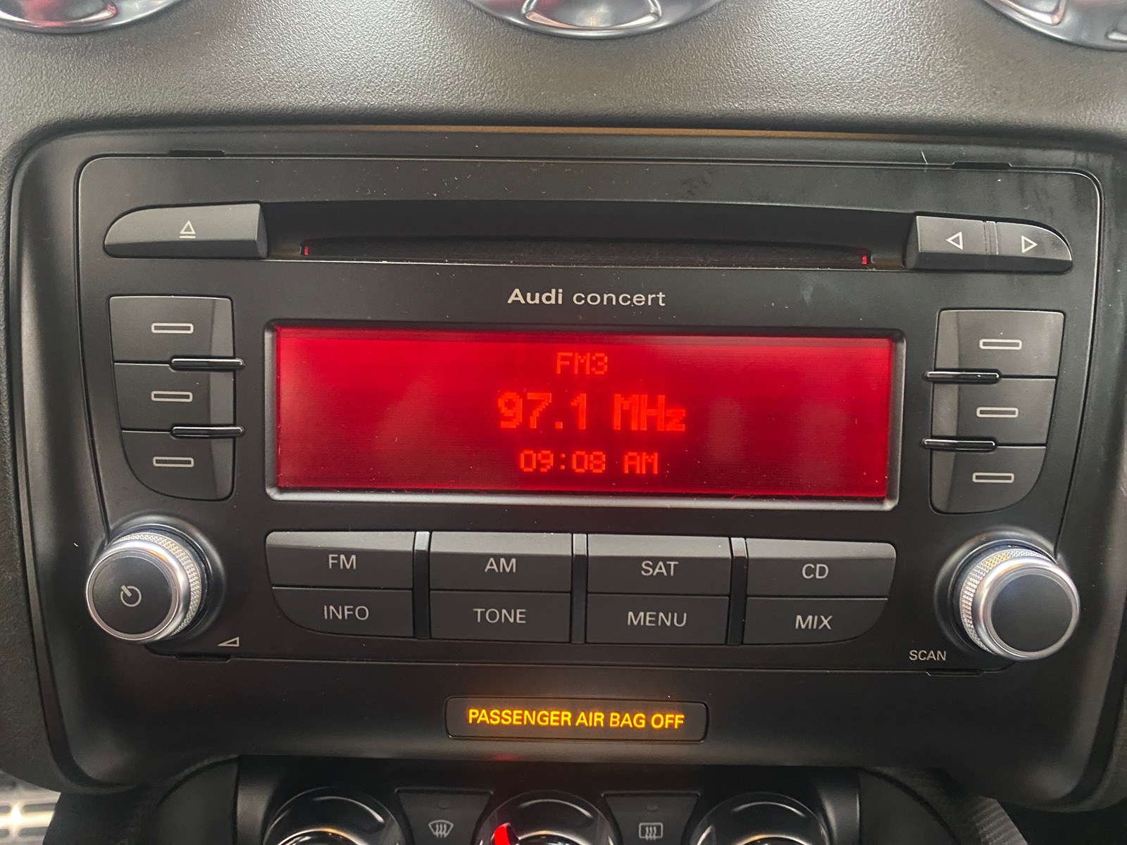 Thumbnail: 2010 Audi TT - 2