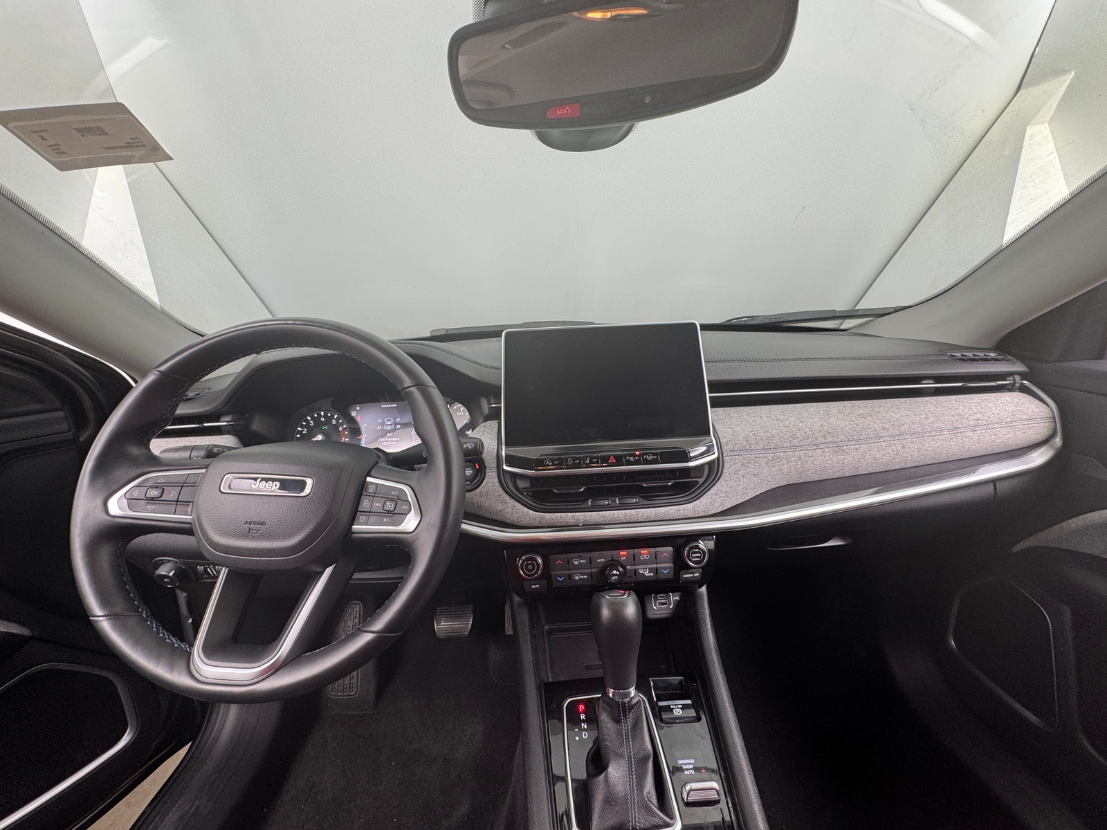 Thumbnail: 2022 Jeep Compass - 3