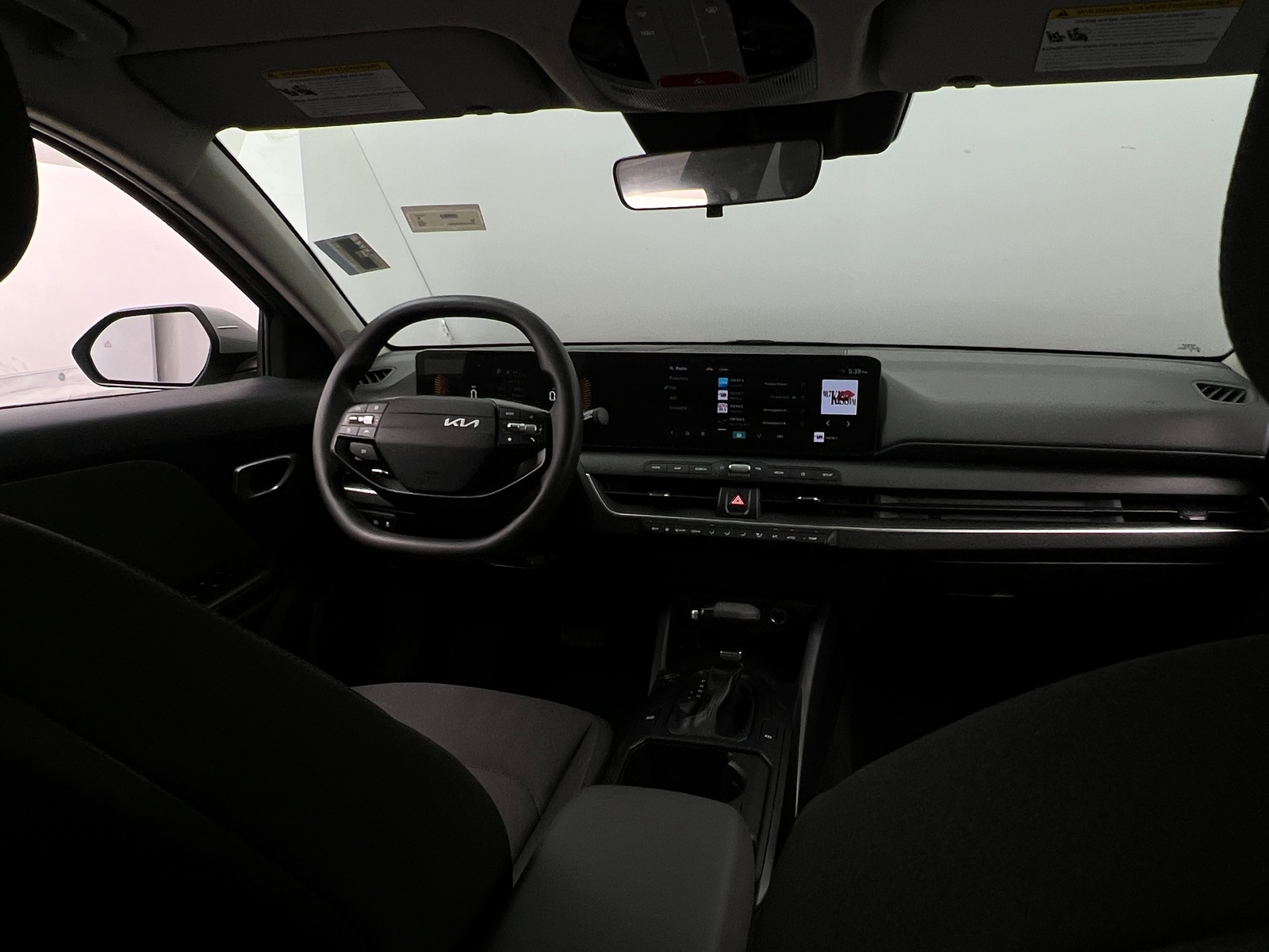 Thumbnail: 2025 Kia K4 - 3