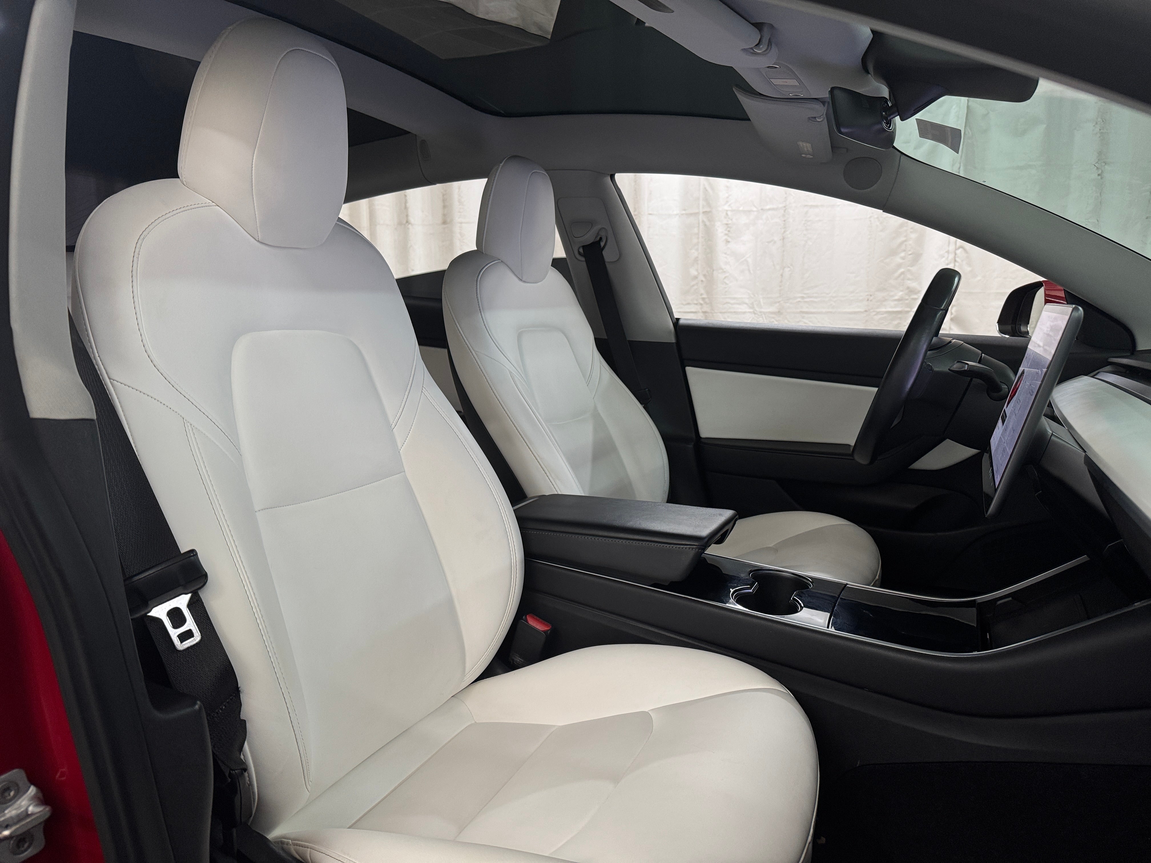 Used 2019 Tesla Model 3 Base with VIN 5YJ3E1EAXKF301899 for sale in Oak Creek, WI