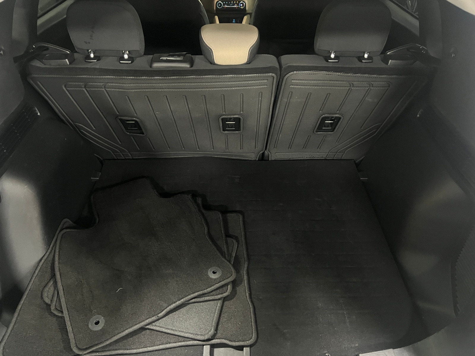 Thumbnail: 2021 Ford Escape - 7