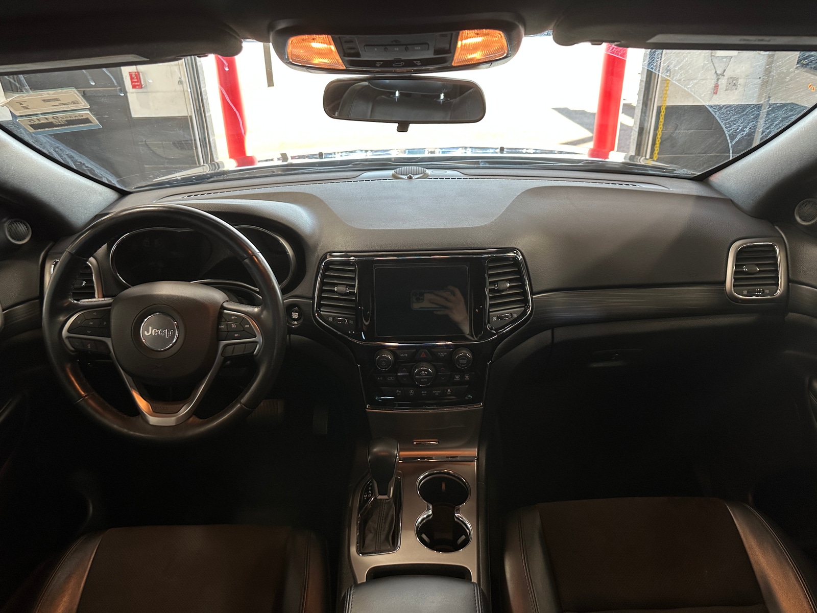 Thumbnail: 2021 Jeep Grand Cherokee - 3