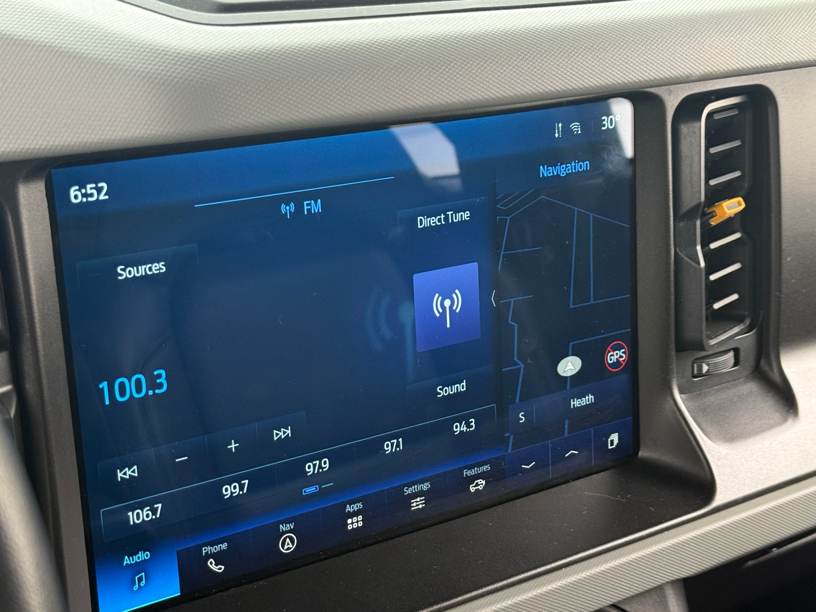 Thumbnail: 2023 Ford Bronco - 3