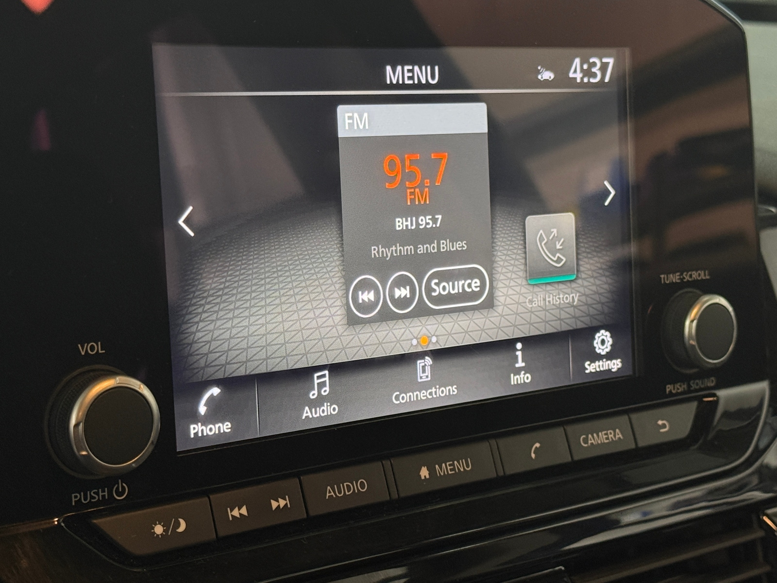 Thumbnail: 2025 Nissan Pathfinder - 4