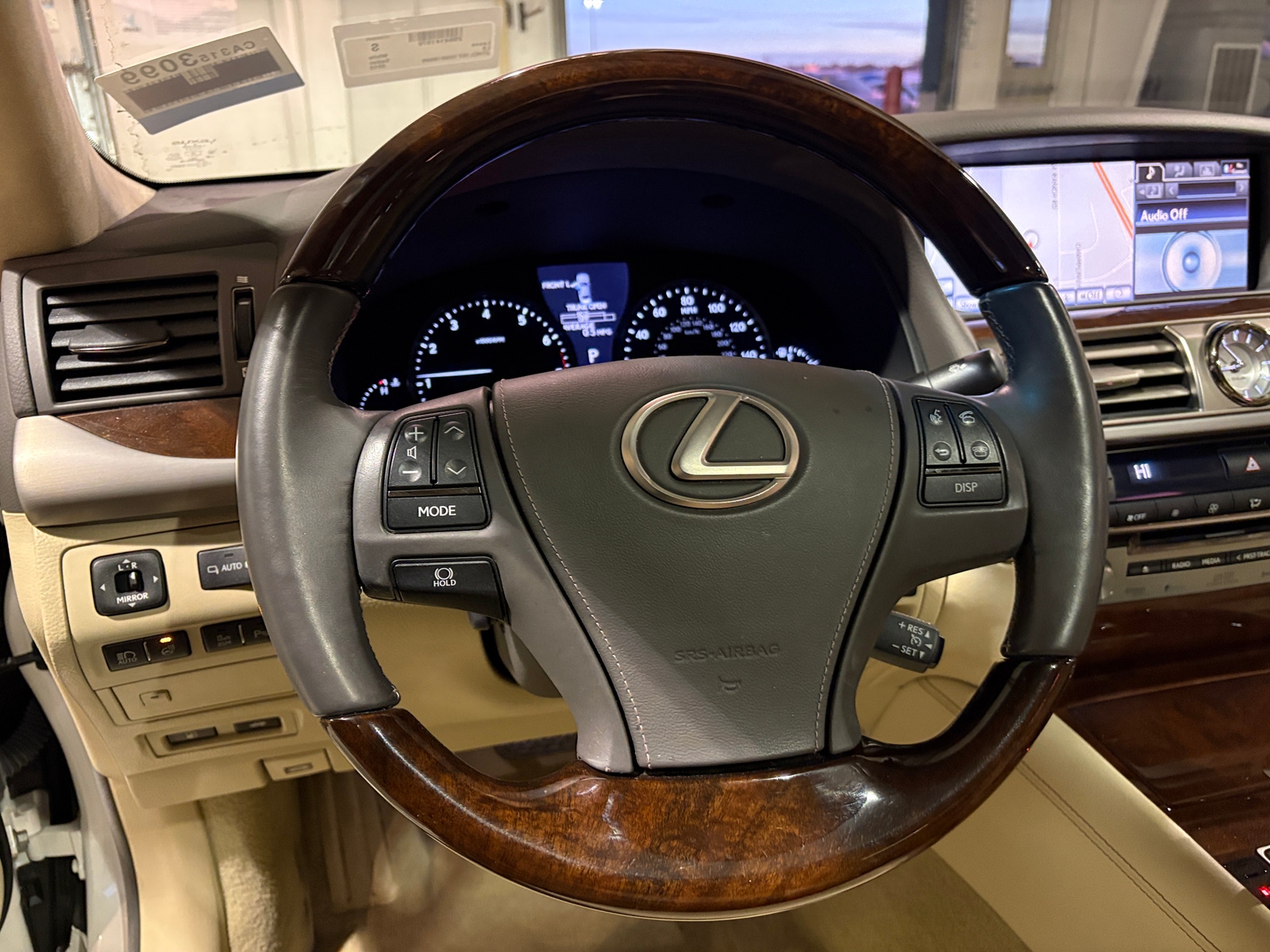Thumbnail: 2013 Lexus LS - 4