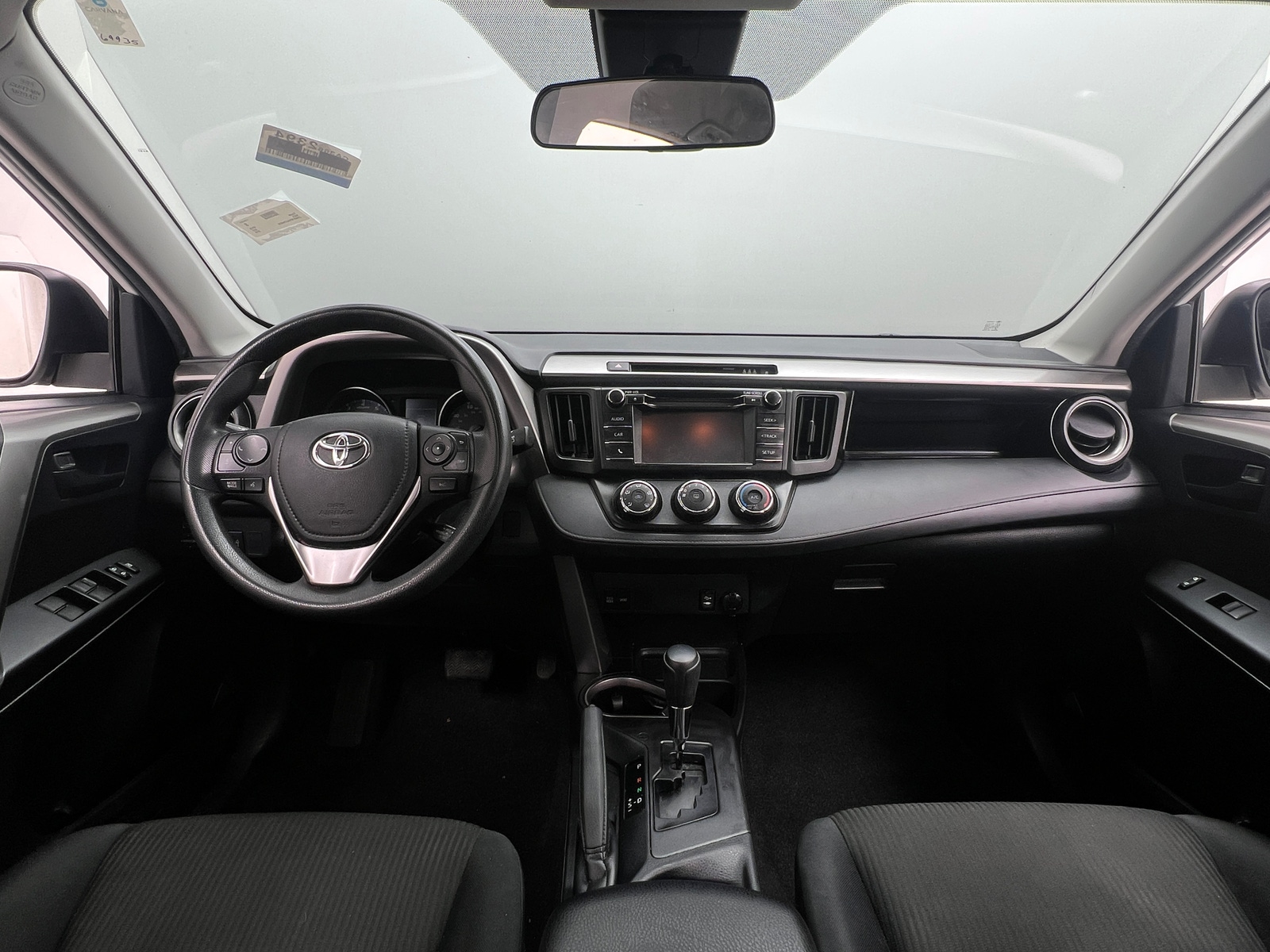 Thumbnail: 2018 Toyota RAV4 - 3