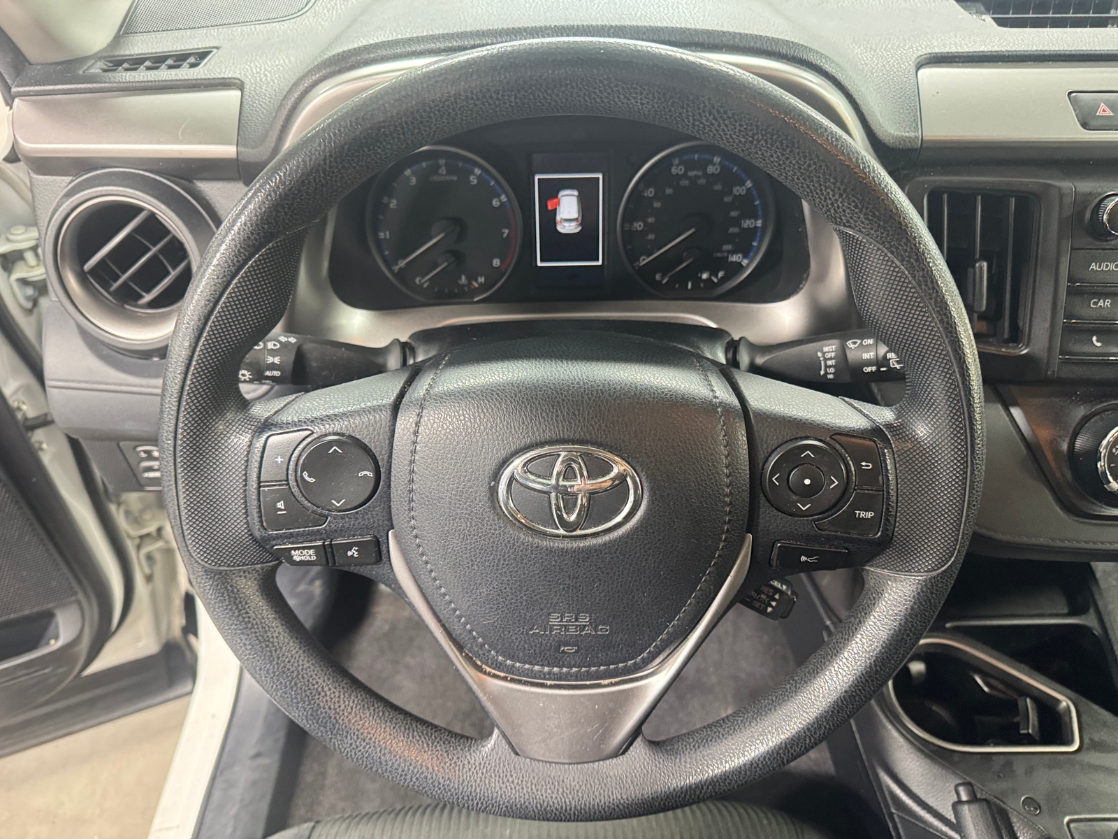 Thumbnail: 2018 Toyota RAV4 - 5