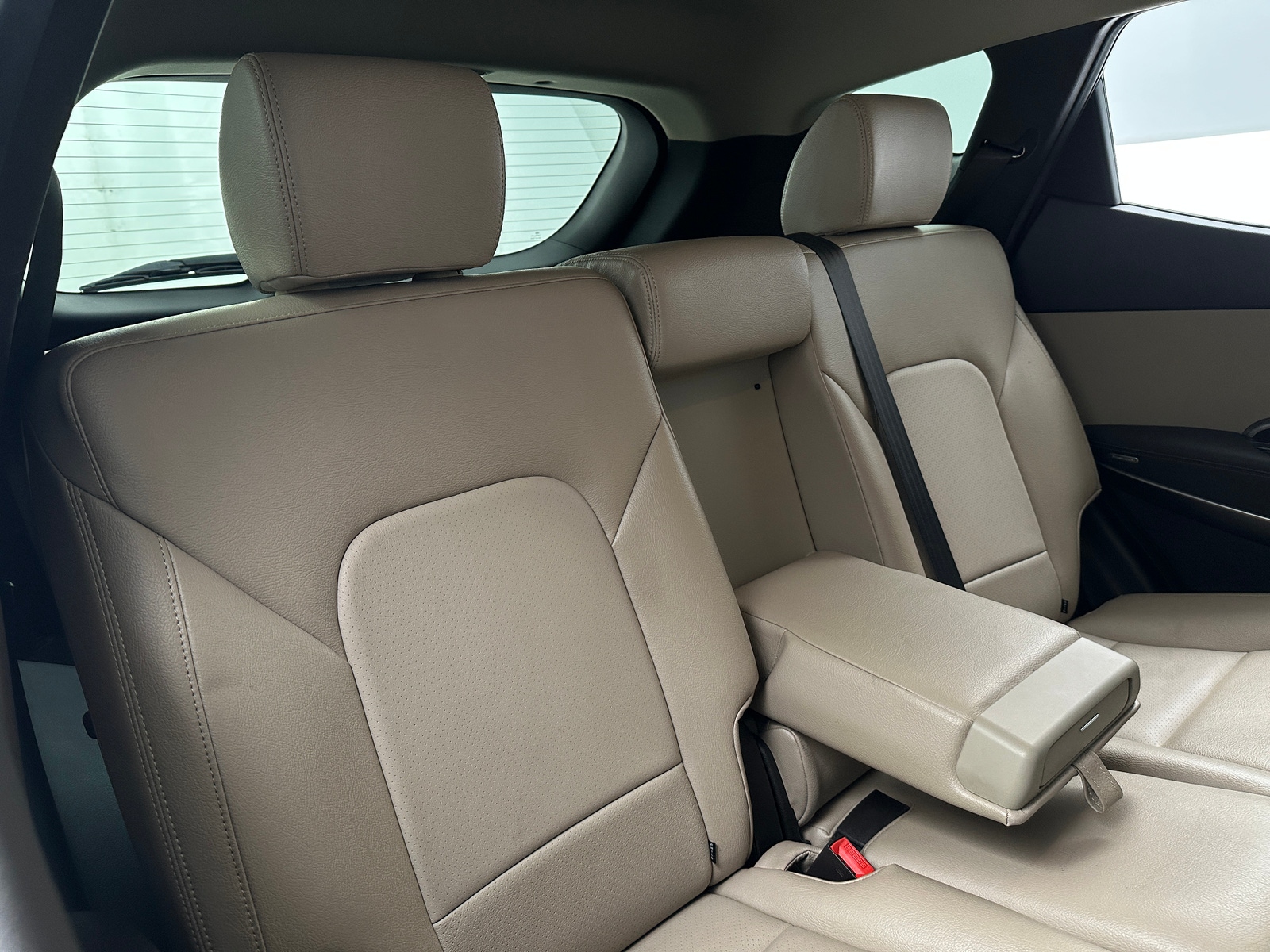 Thumbnail: 2017 Hyundai Santa Fe - 6