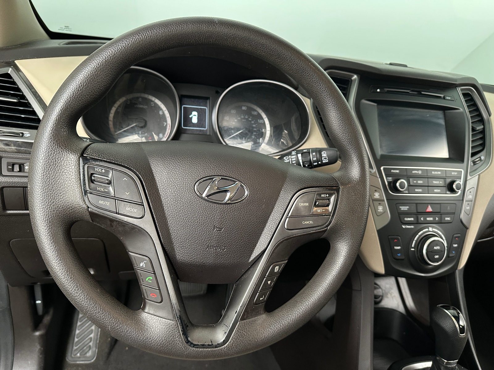 Thumbnail: 2017 Hyundai Santa Fe - 5