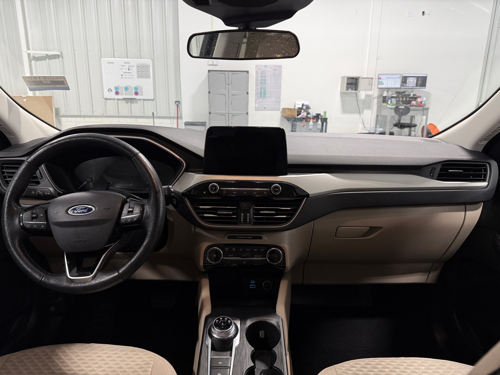 Thumbnail: 2021 Ford Escape - 3