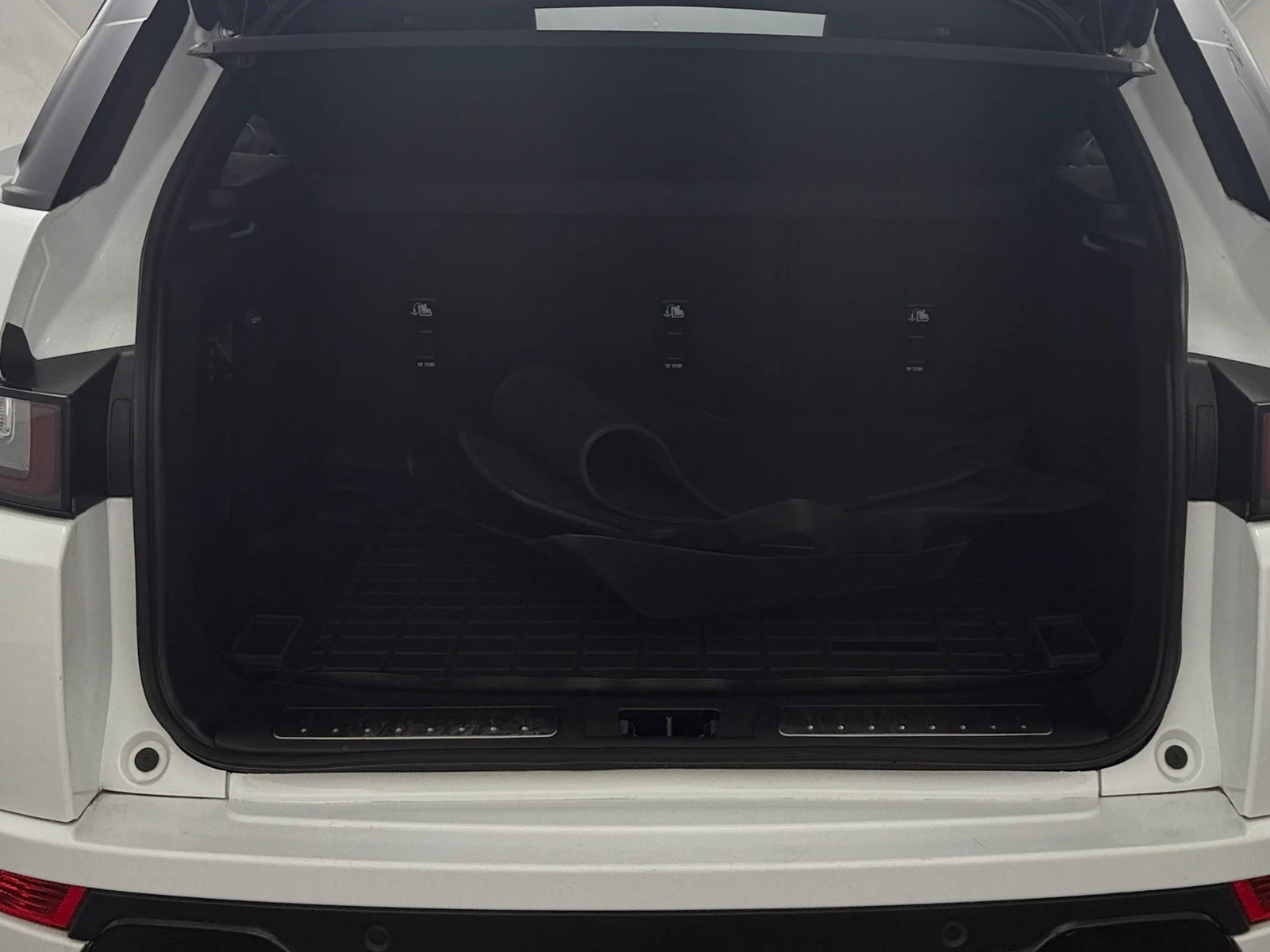 Thumbnail: 2016 Land Rover Range Rover Evoque - 6