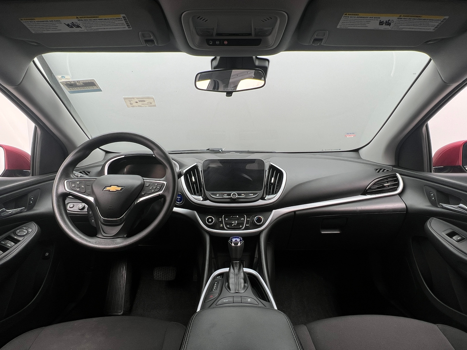 Thumbnail: 2018 Chevrolet Volt - 3