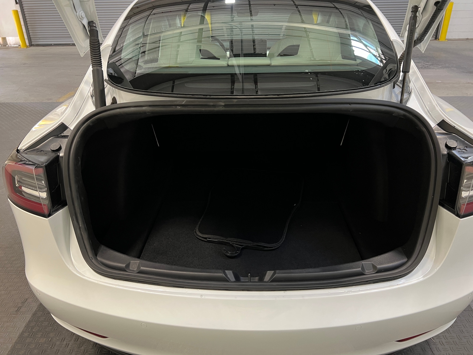 Thumbnail: 2021 Tesla Model 3 - 6