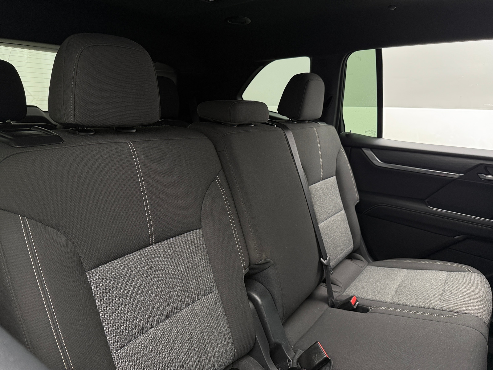 Thumbnail: 2025 GMC Acadia - 6