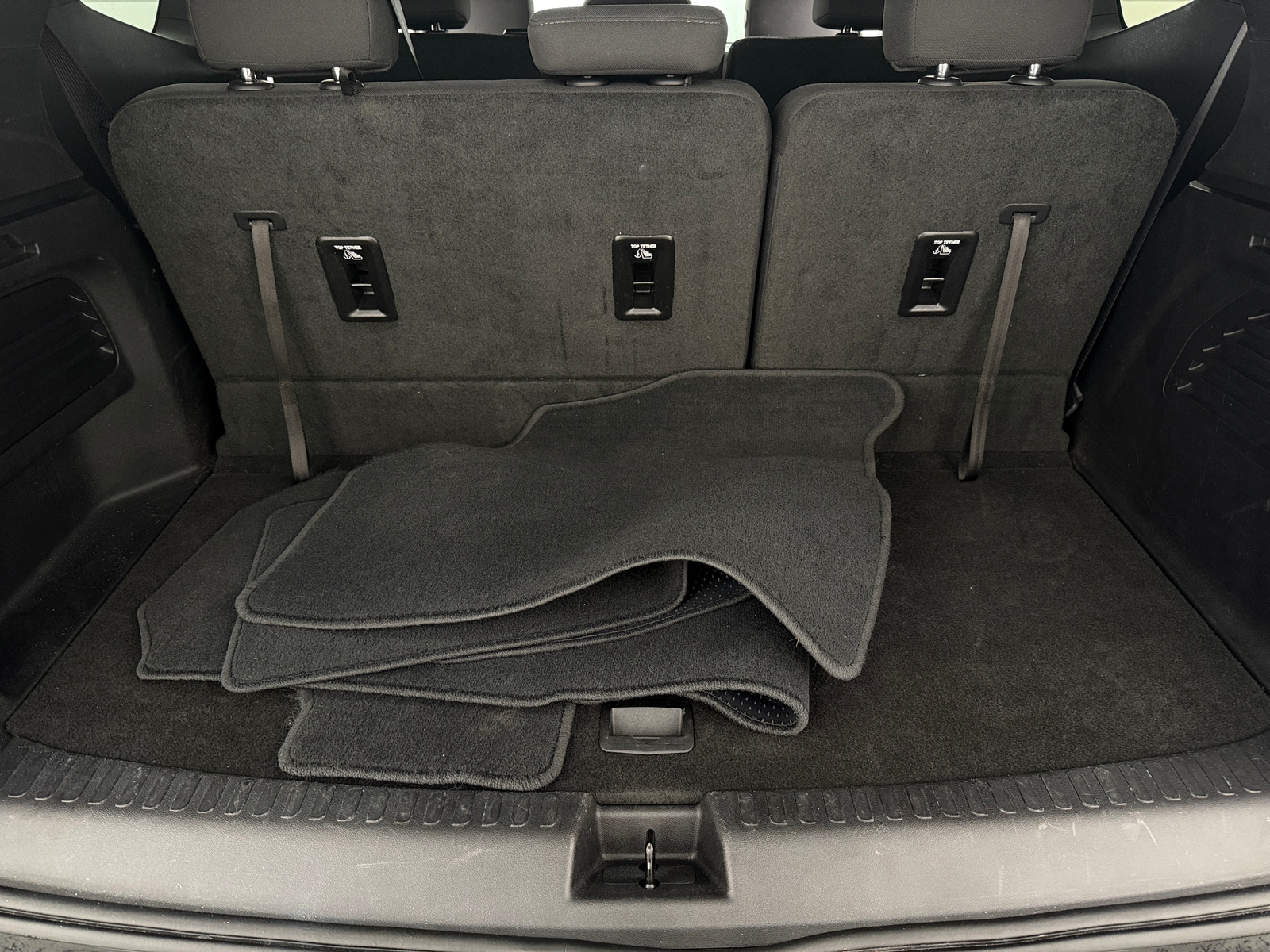 Thumbnail: 2025 GMC Acadia - 7