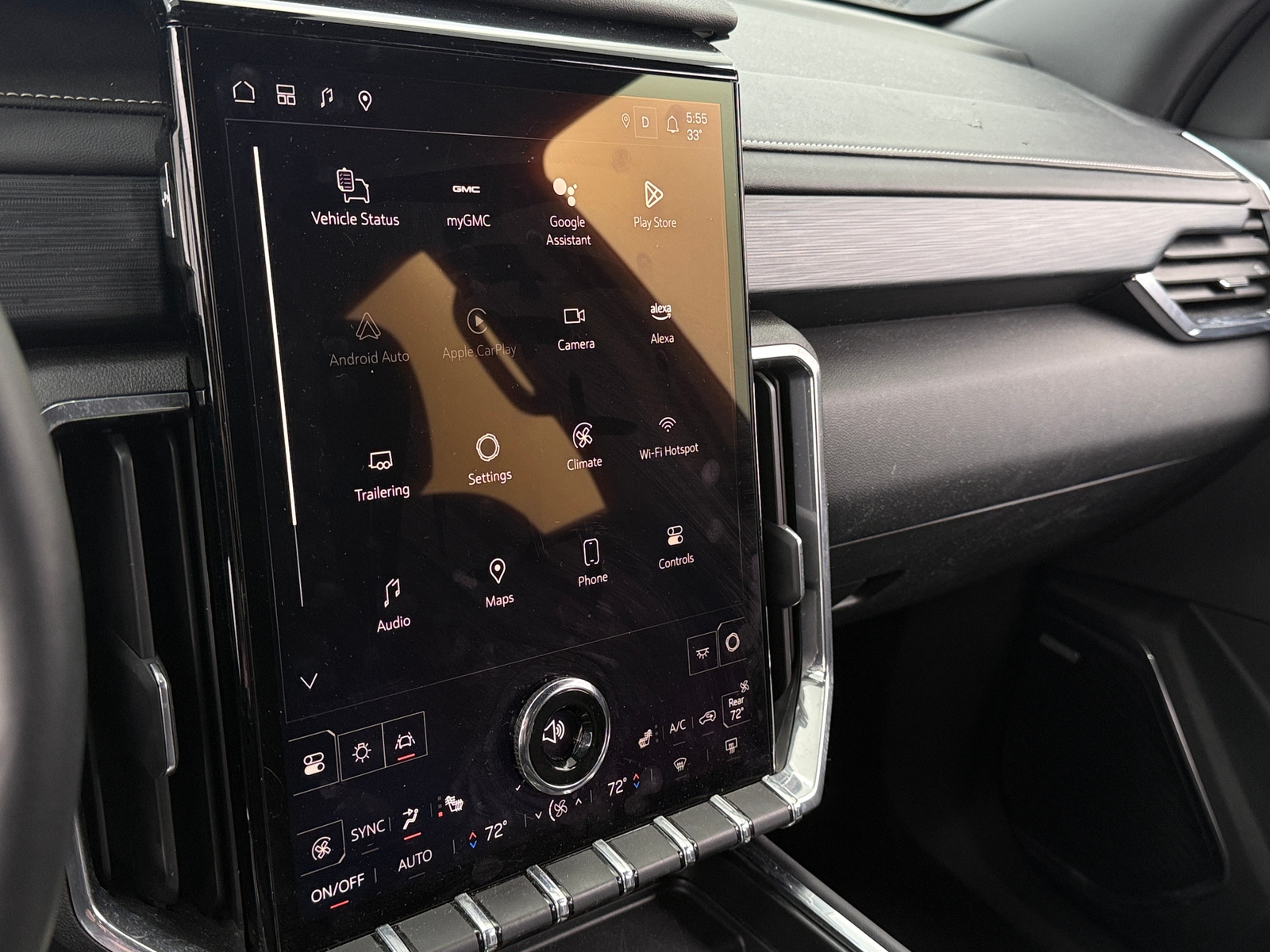 Thumbnail: 2025 GMC Acadia - 4