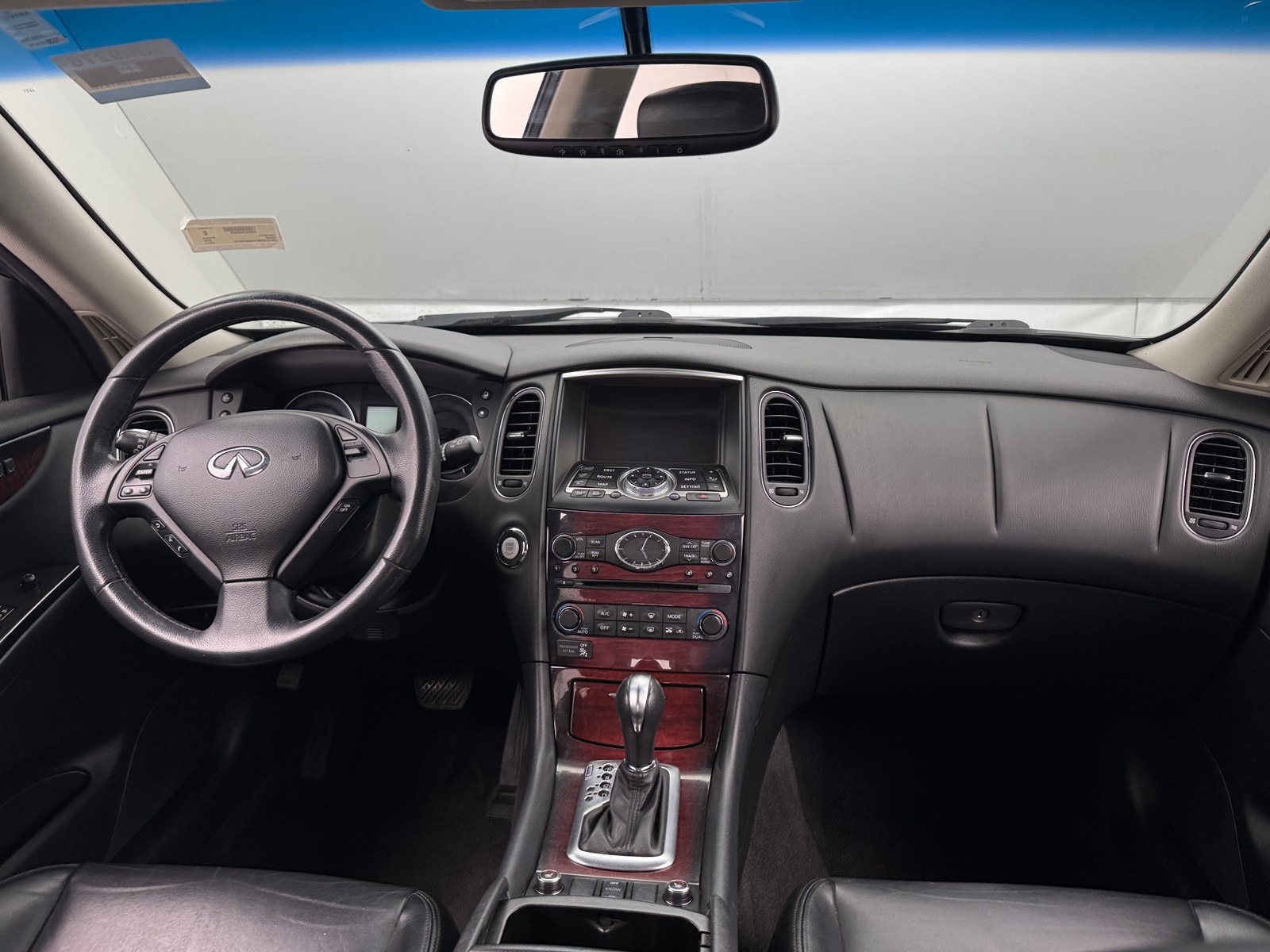 Thumbnail: 2017 INFINITI QX50 - 2