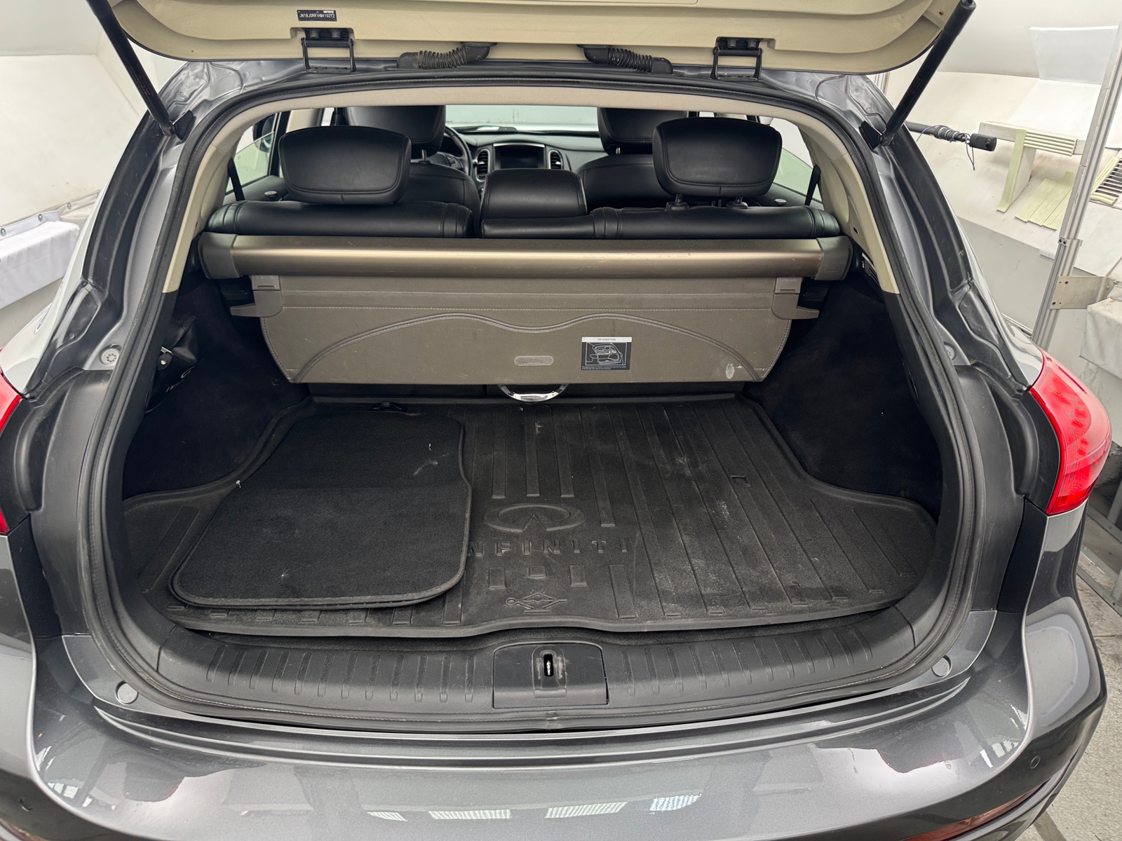 Thumbnail: 2017 INFINITI QX50 - 6