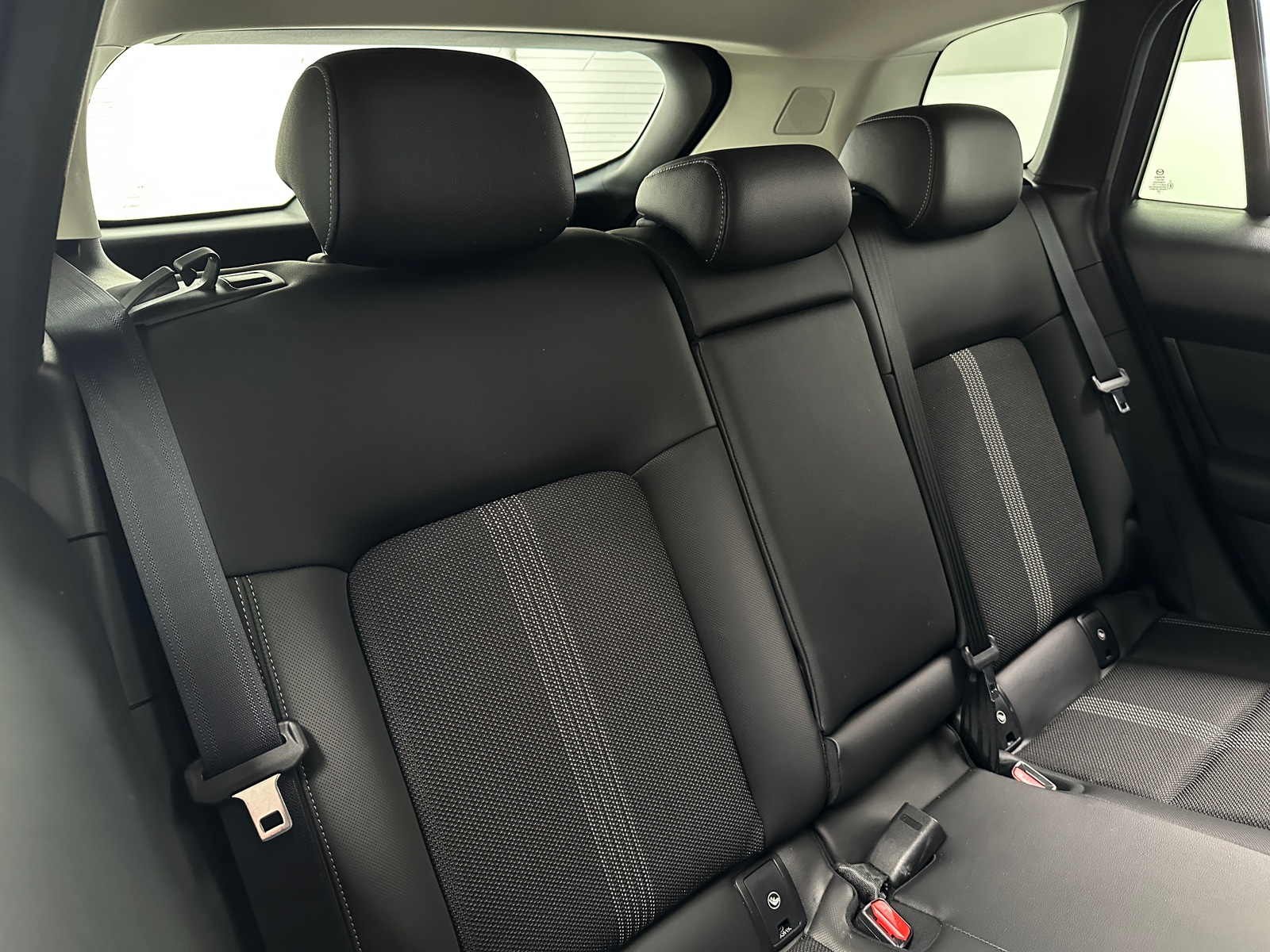 Thumbnail: 2025 Mazda CX-50 - 5