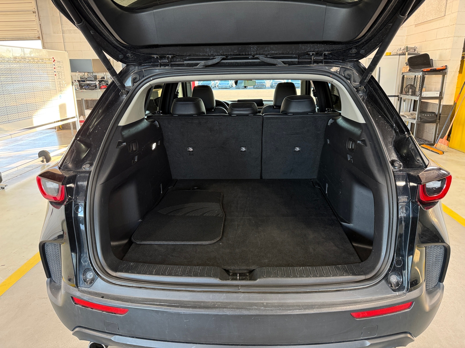 Thumbnail: 2023 Mazda CX-50 - 6