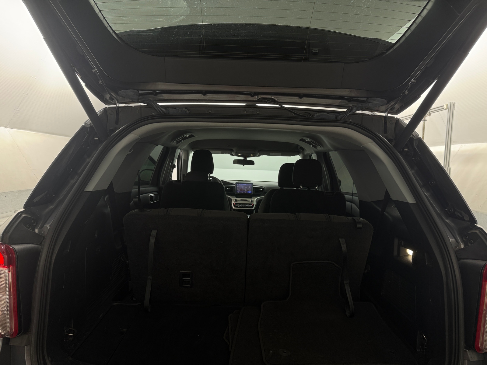 Thumbnail: 2022 Ford Explorer - 7