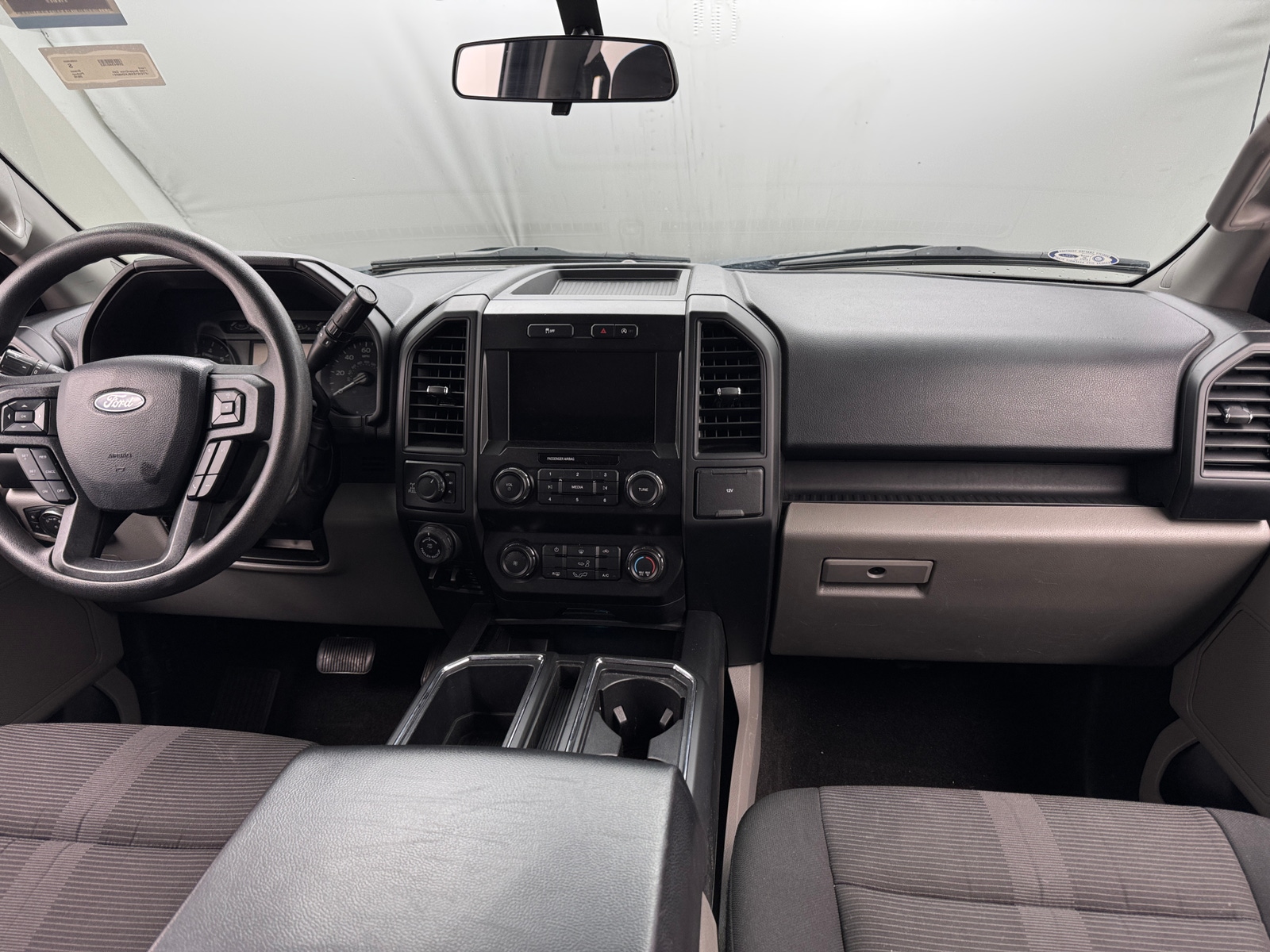 Thumbnail: 2020 Ford Econoline - 3