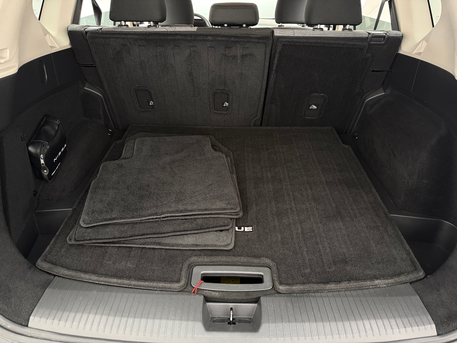 Thumbnail: 2023 Nissan Rogue - 7