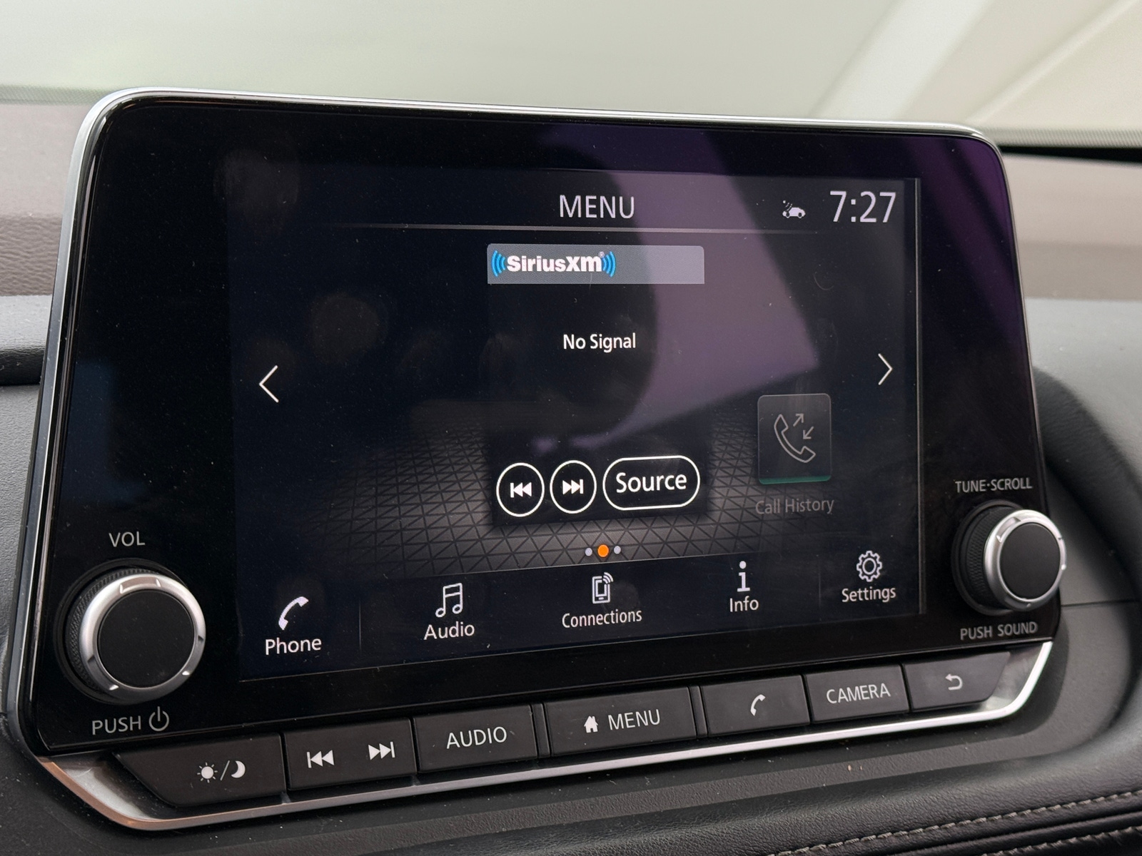 Thumbnail: 2023 Nissan Rogue - 4