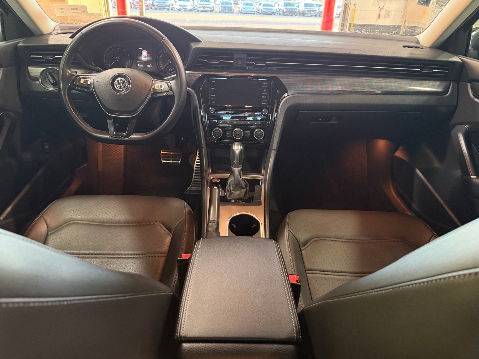 Thumbnail: 2020 Volkswagen Passat - 2