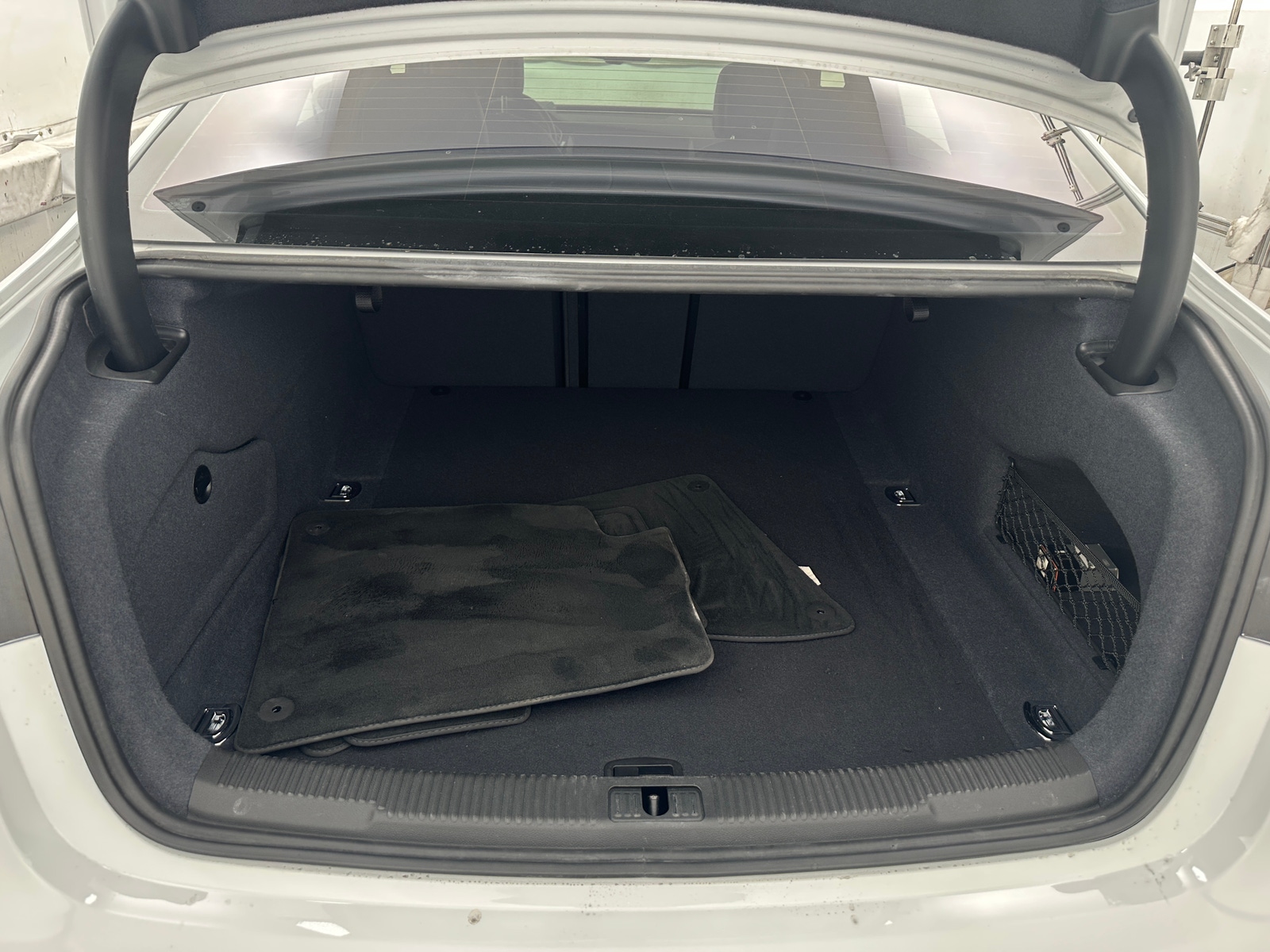 Thumbnail: 2014 Audi A6 - 6