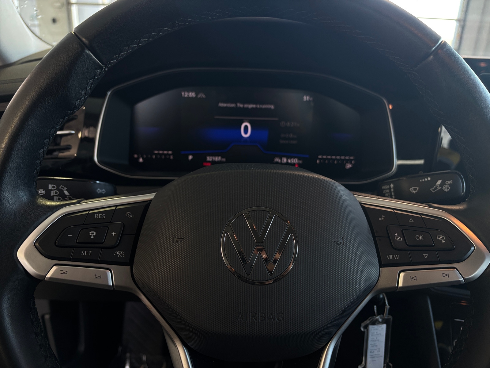 Thumbnail: 2025 Volkswagen Jetta - 4