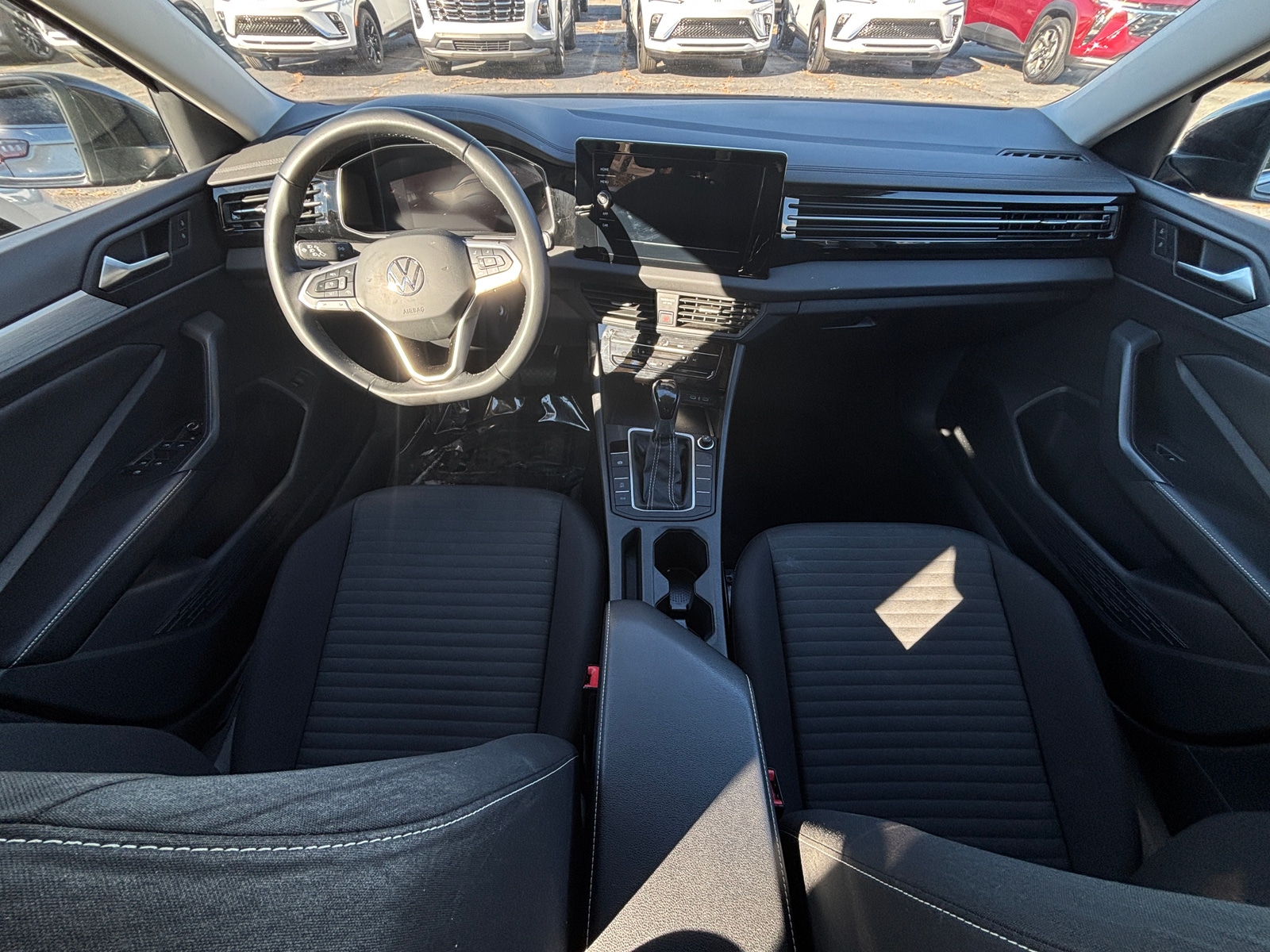 Thumbnail: 2025 Volkswagen Jetta - 2