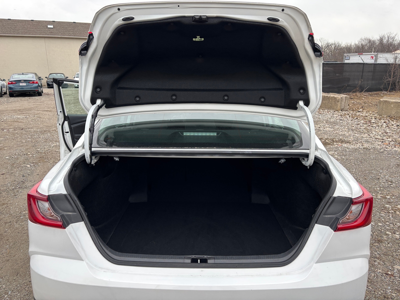 Thumbnail: 2025 Toyota Camry - 6