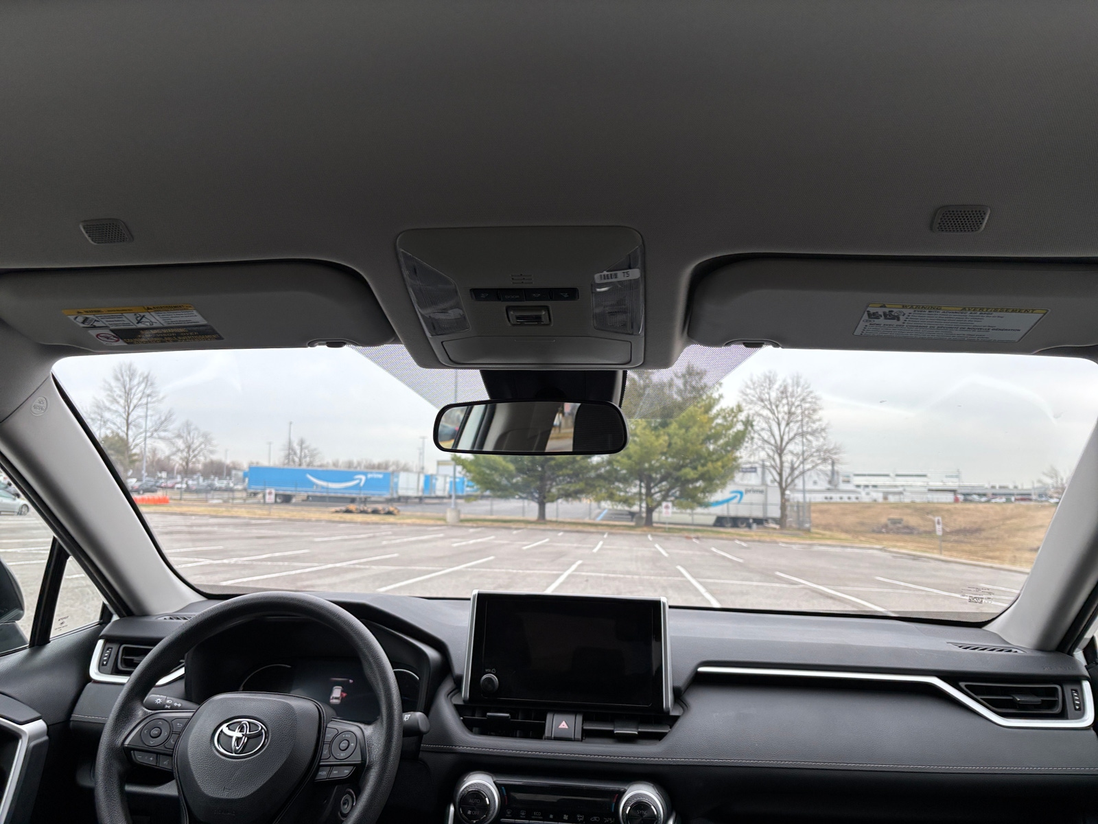 Thumbnail: 2025 Toyota RAV4 - 3