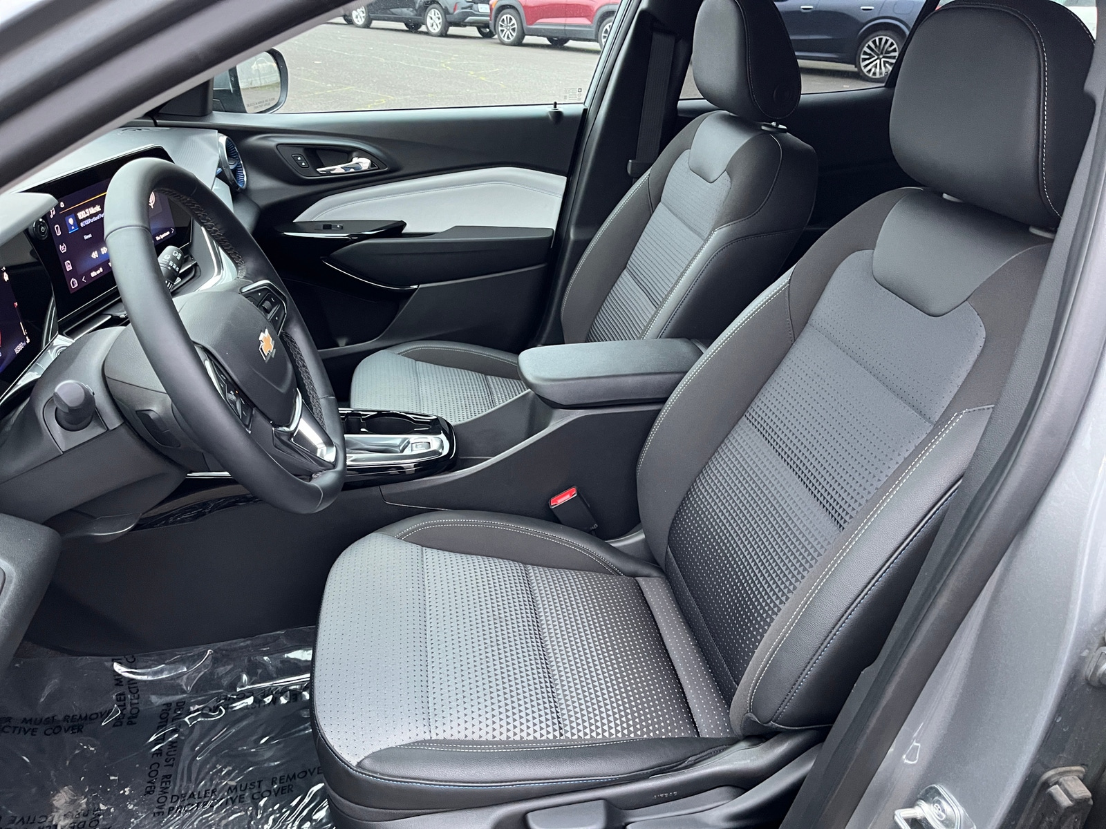 Thumbnail: 2025 Chevrolet Trax - 2