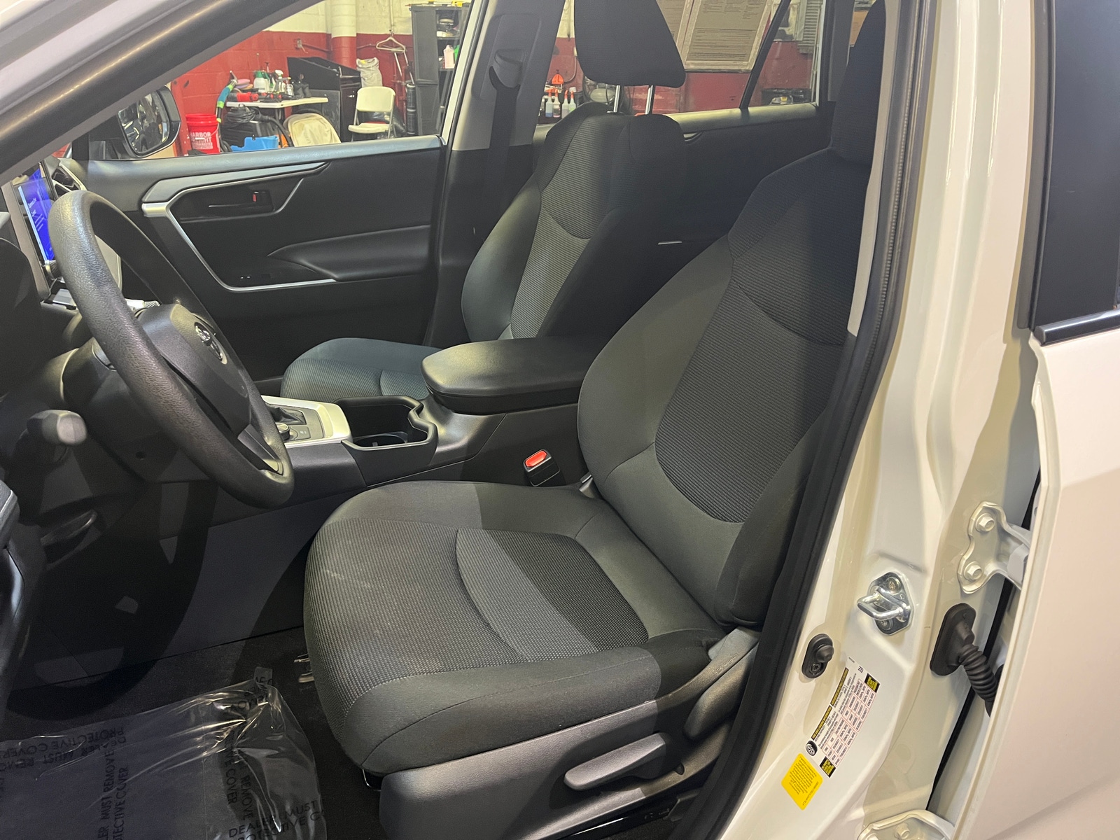 Thumbnail: 2025 Toyota RAV4 - 2