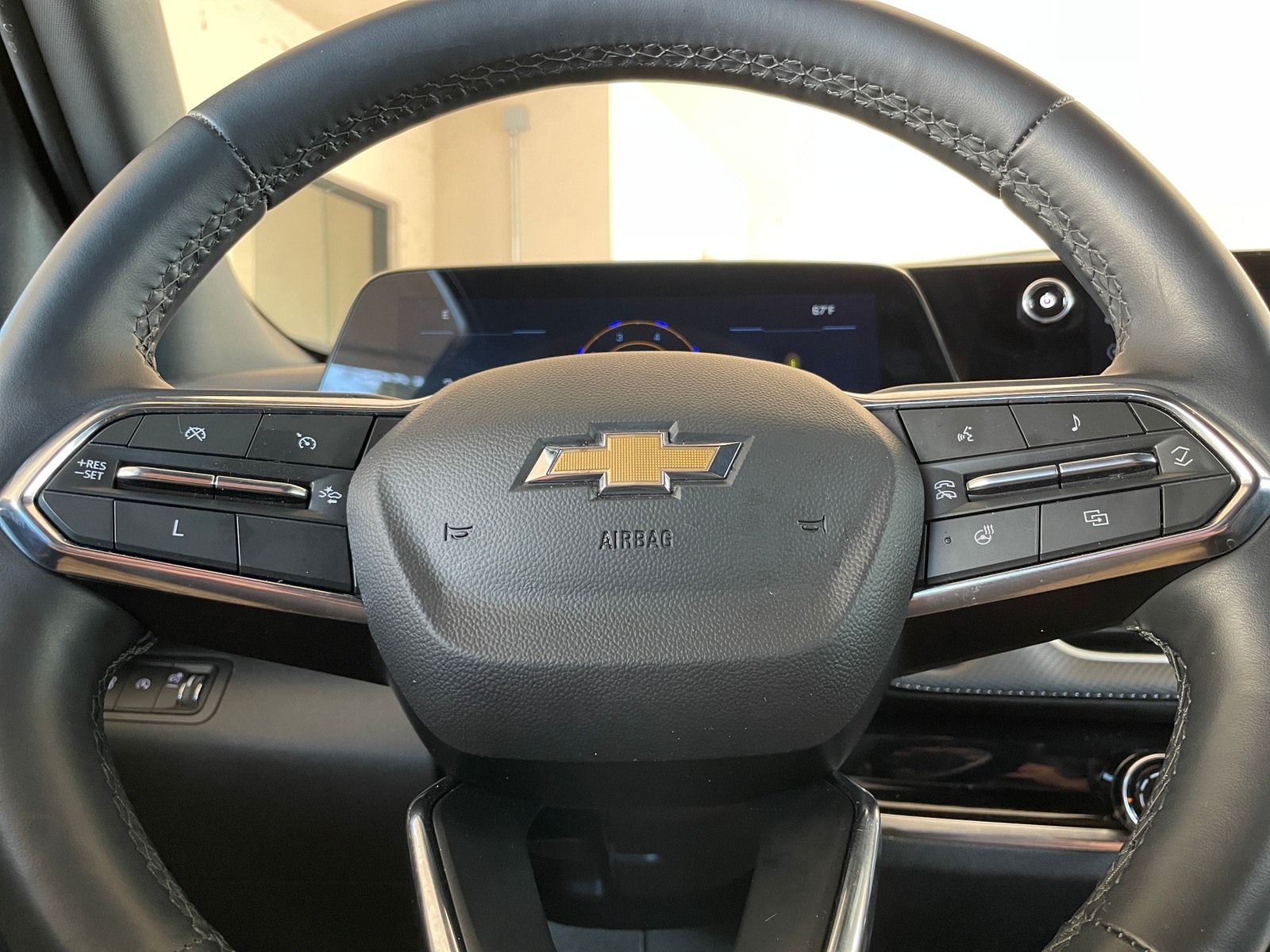 Thumbnail: 2025 Chevrolet Equinox - 5