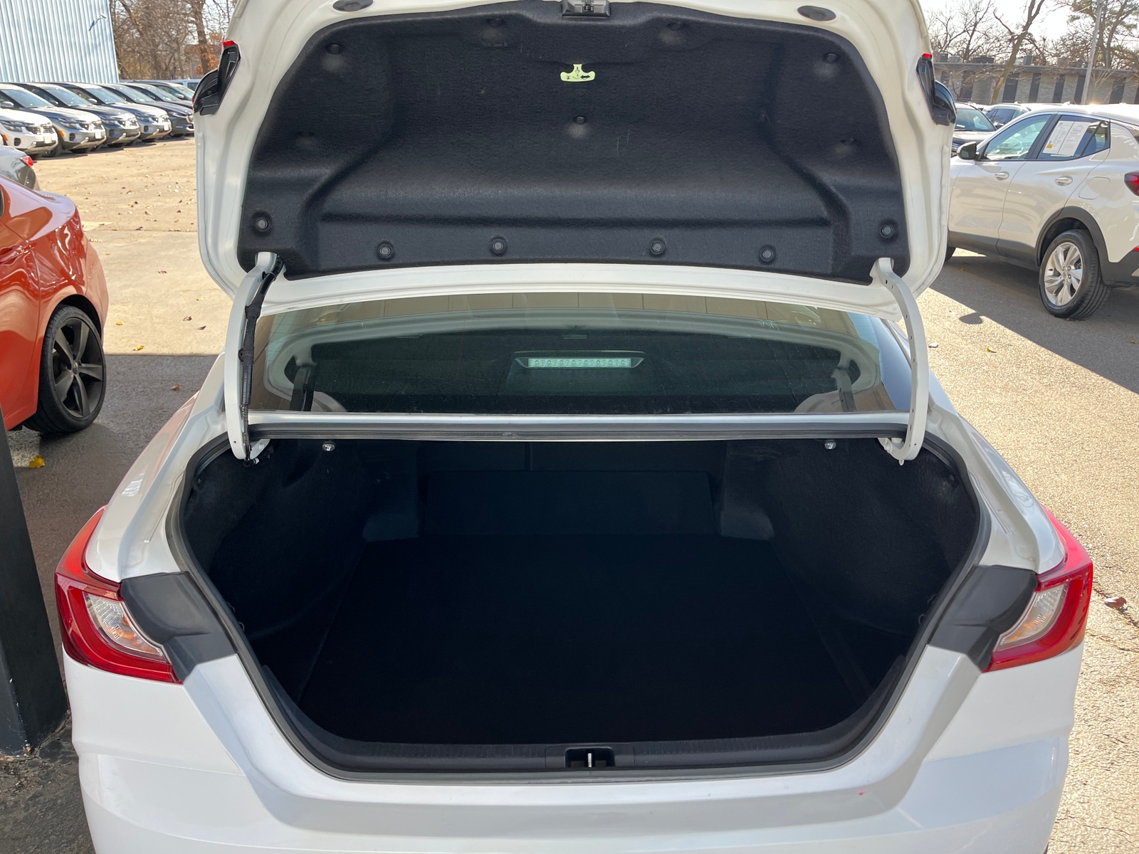 Thumbnail: 2025 Toyota Camry - 6